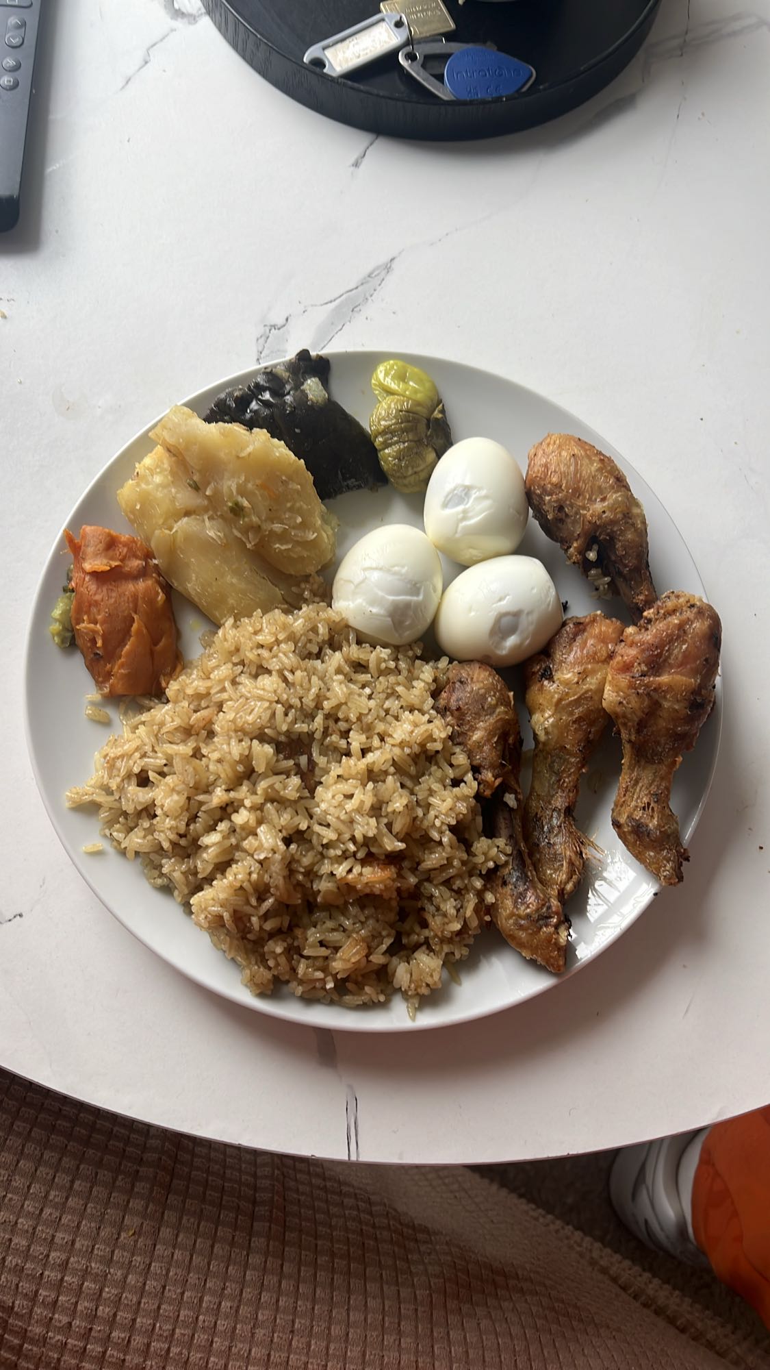 Riz, poulet et œufs