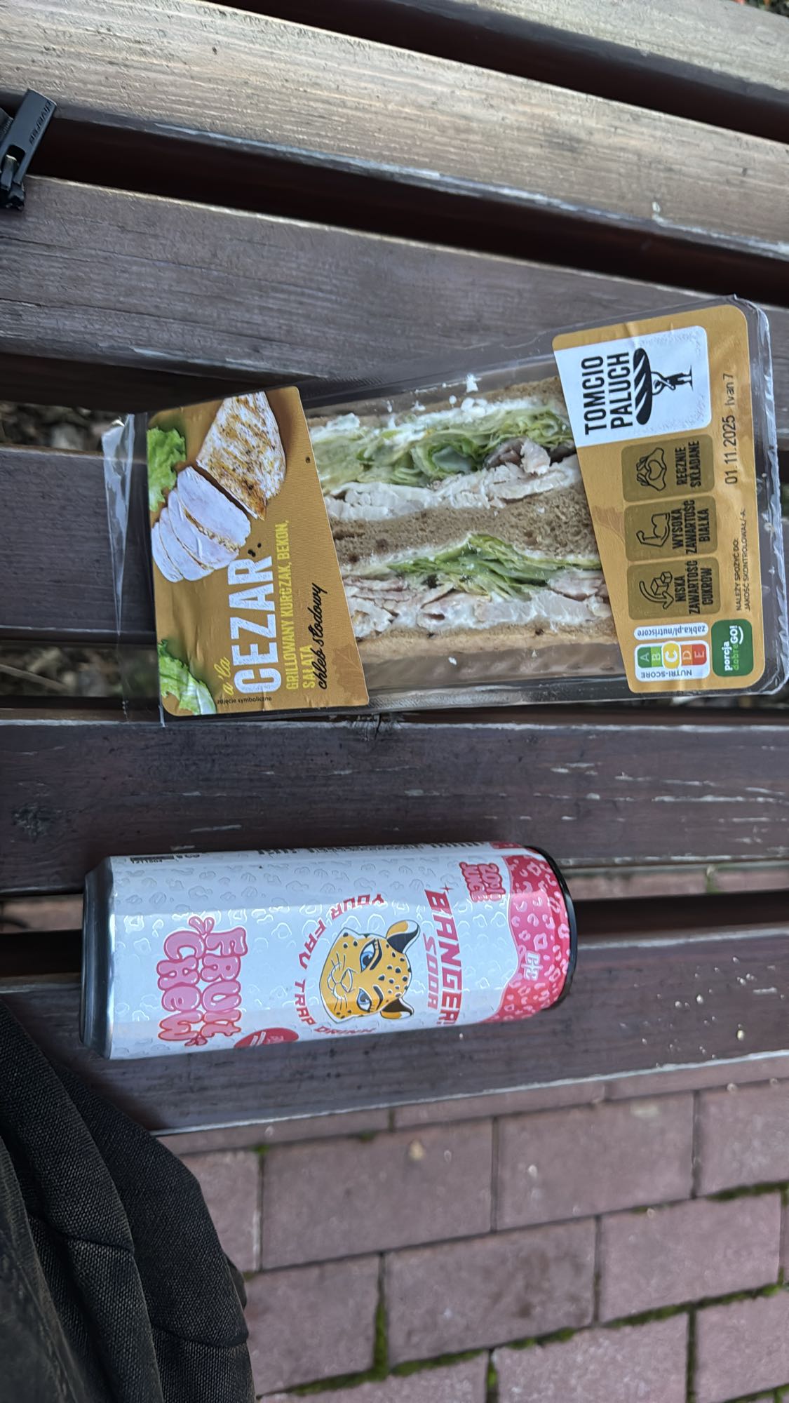 сэндвич и энергетик