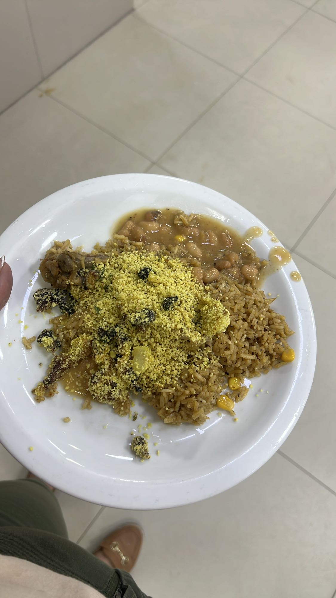 Arroz, feijão e frango