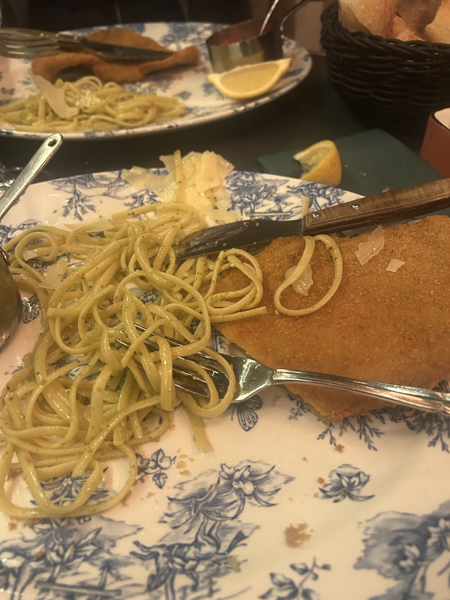Escalope panée et pâtes