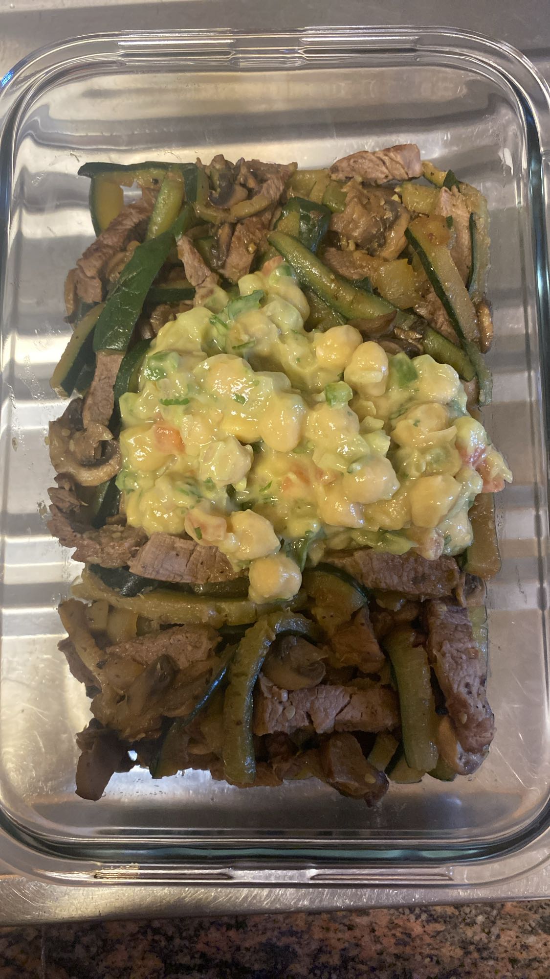 Res con verduras y garbanzos