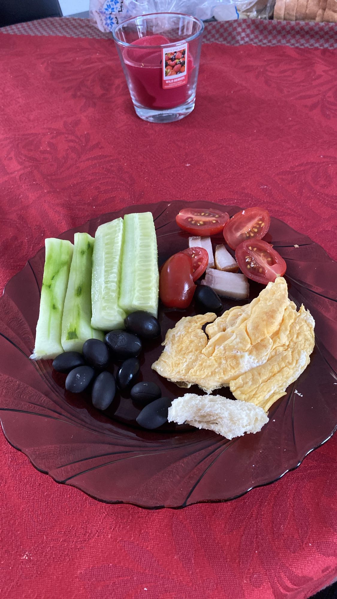 Mic dejun cu ou și legume