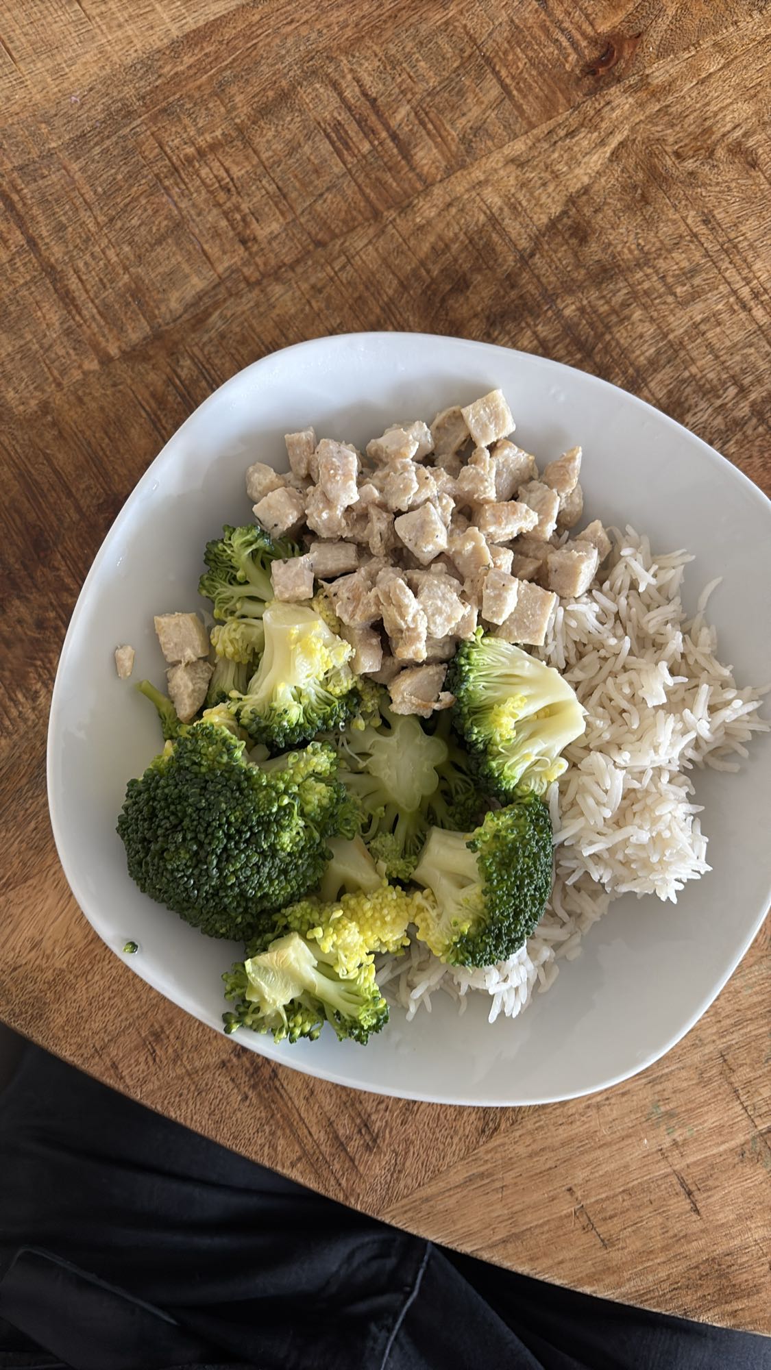 Kip met rijst en broccoli