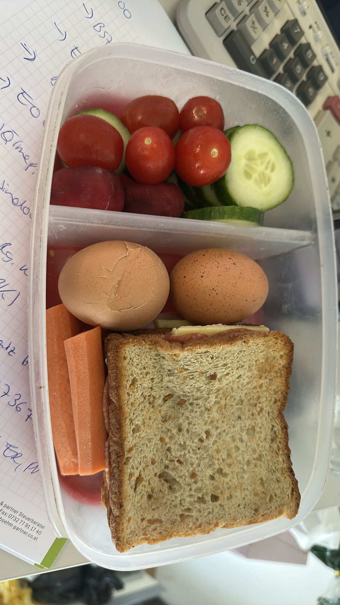 Gemüse-Ei-Sandwich-Box