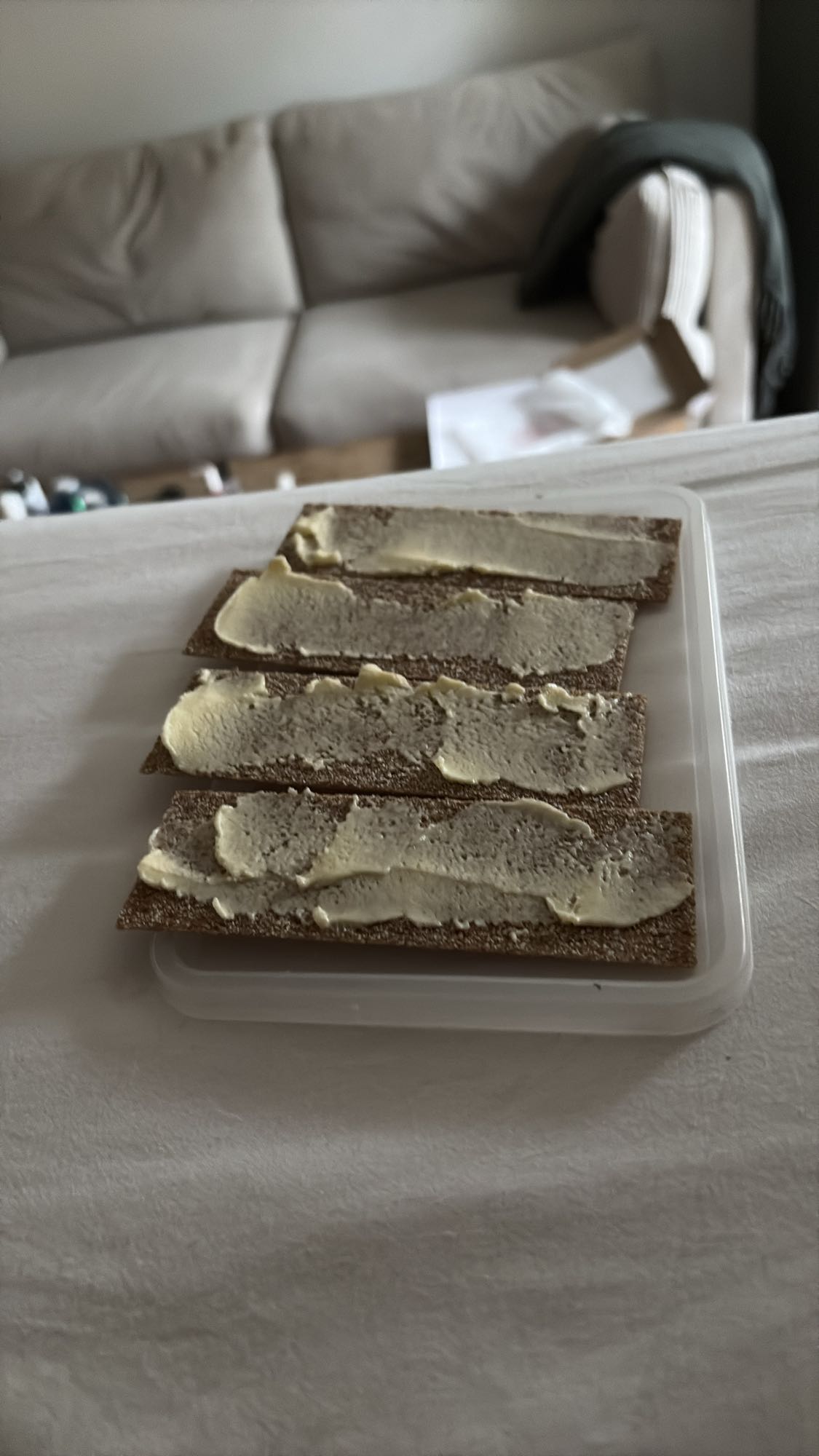 Knäckebröd med smör