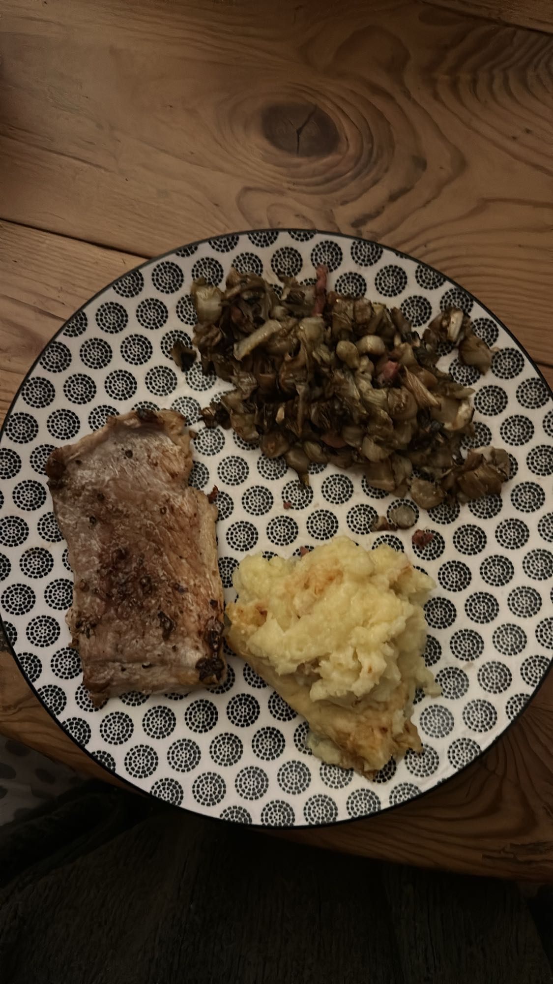 Porc, purée et légumes