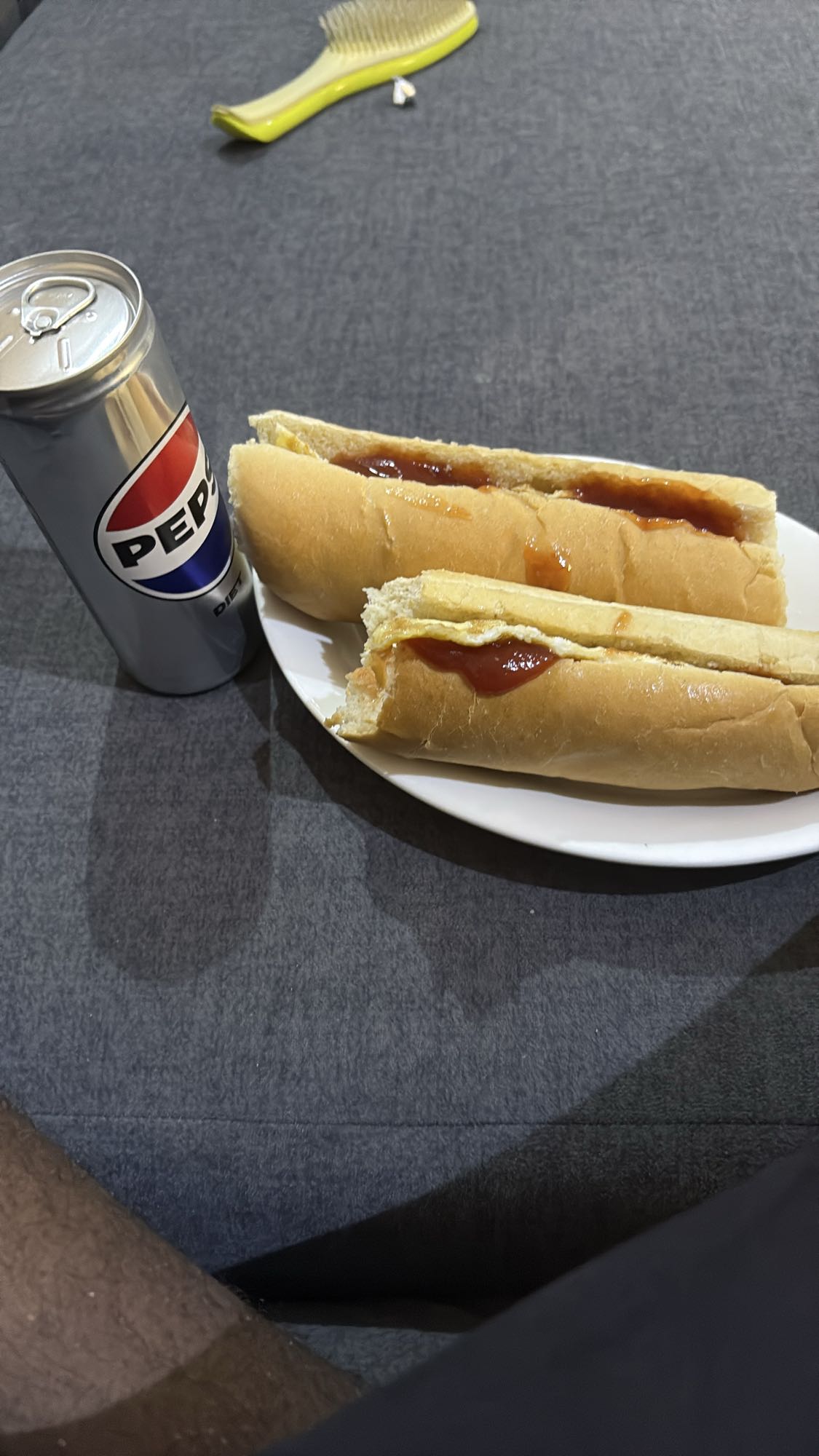 ساندويتشات مع بيبسي