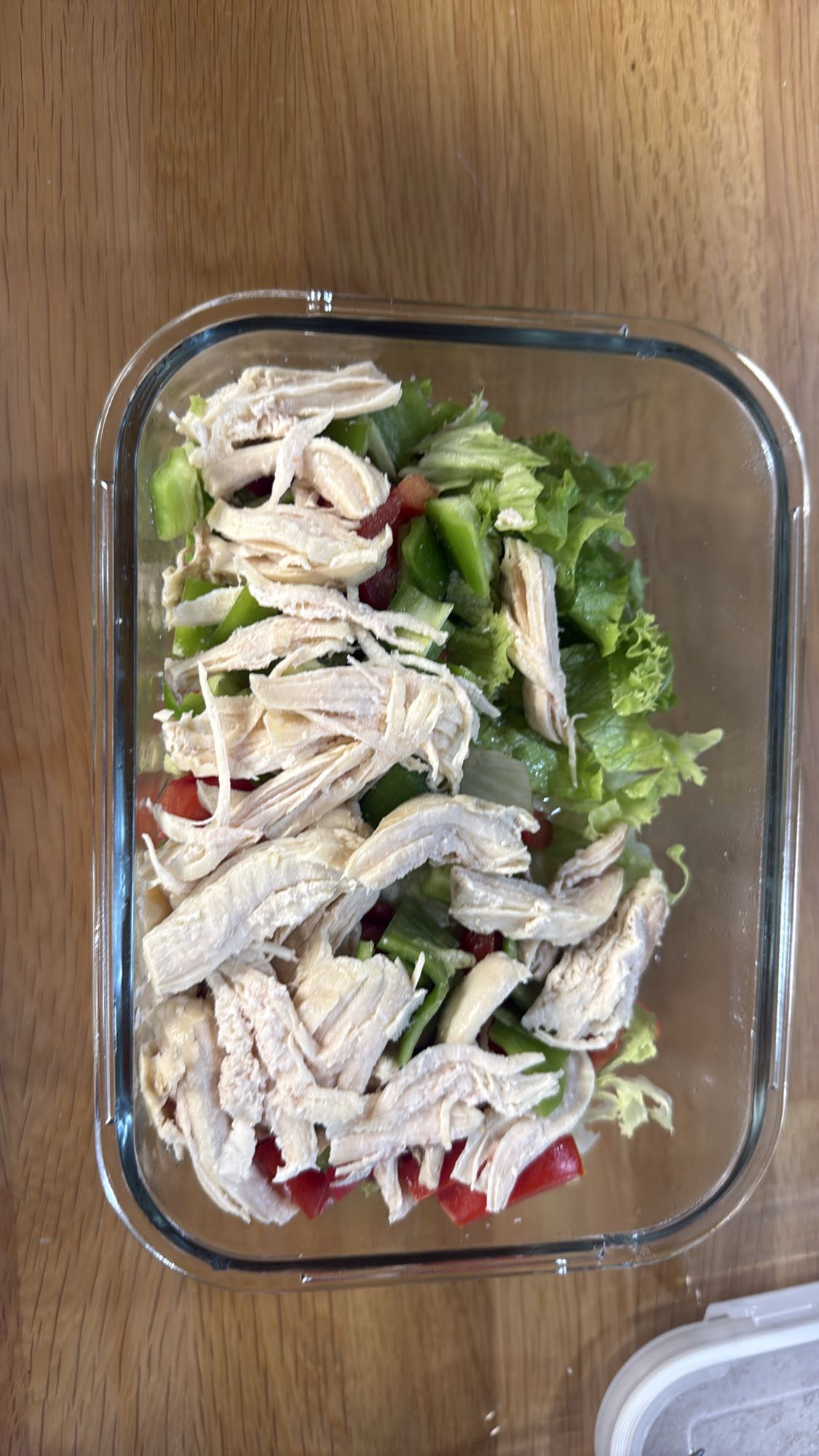 Tavuklu Yeşil Salata