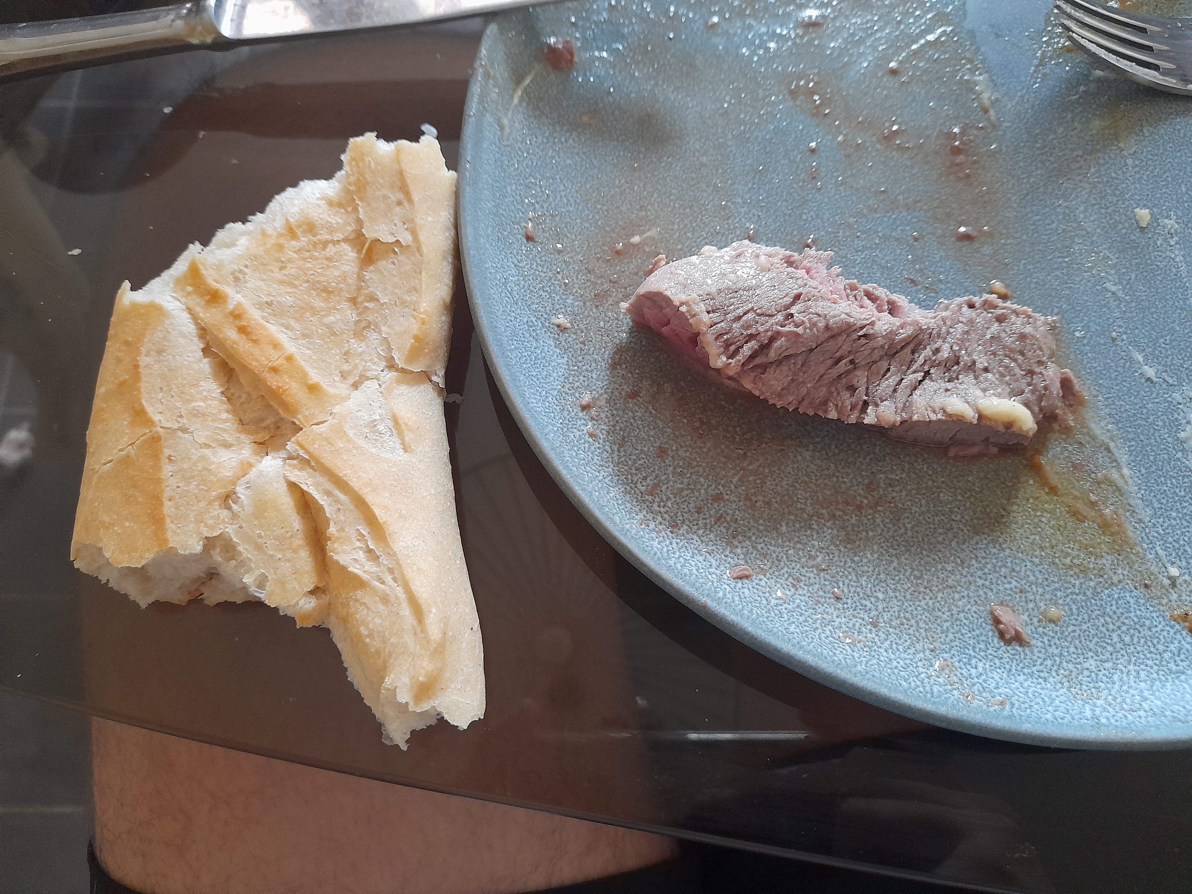 Pain et tranche de boeuf