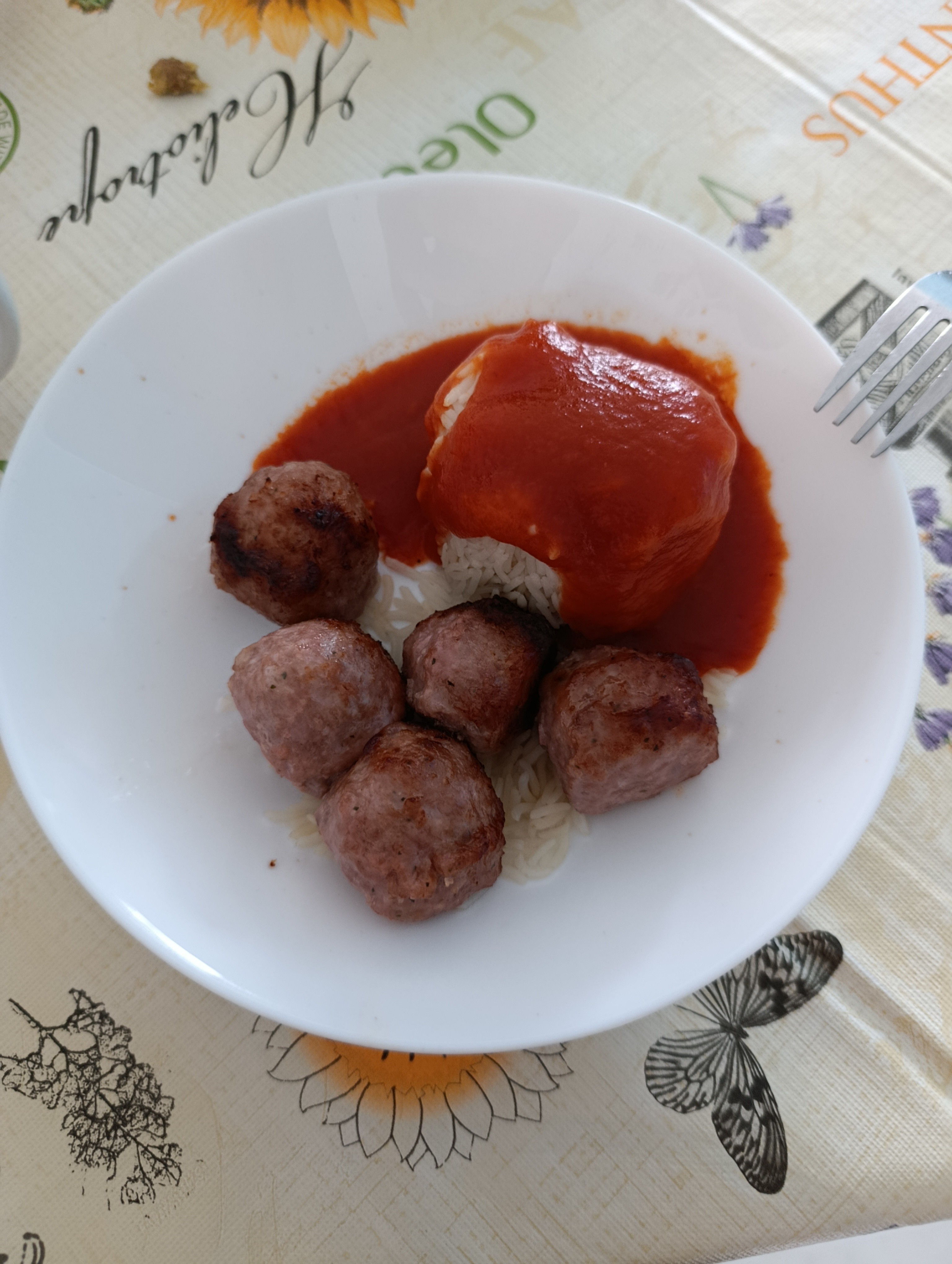 Albóndigas con arroz