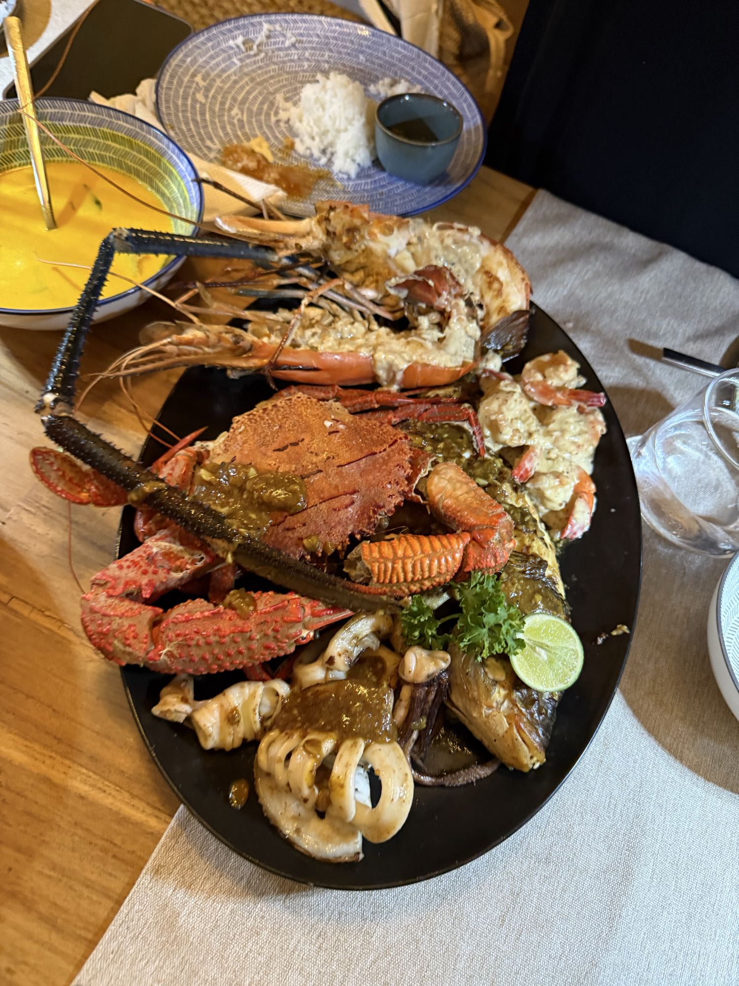 Морепродукты ассорти