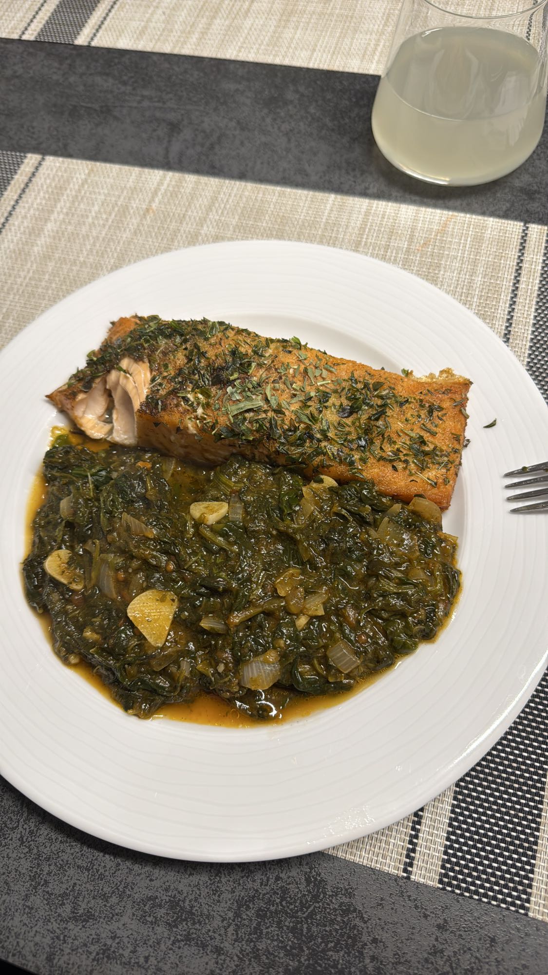 Saumon aux épinards