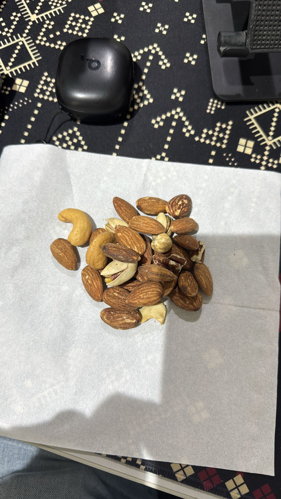 Mixed nuts snack