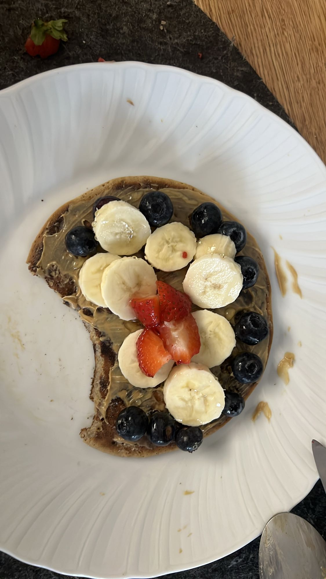 Meyveli Fıstık Ezmeli Tost