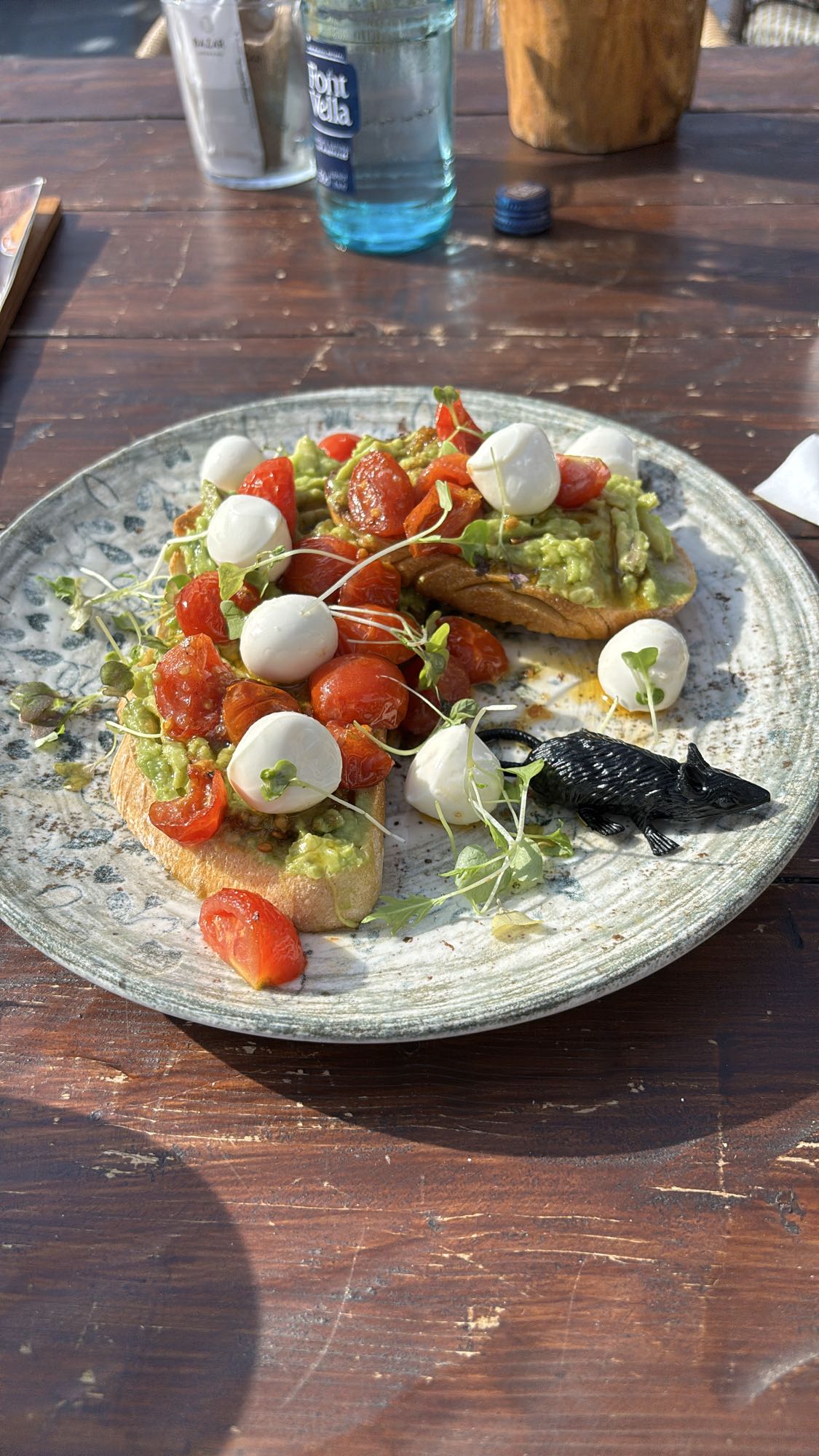 Avokadotoast med tomat