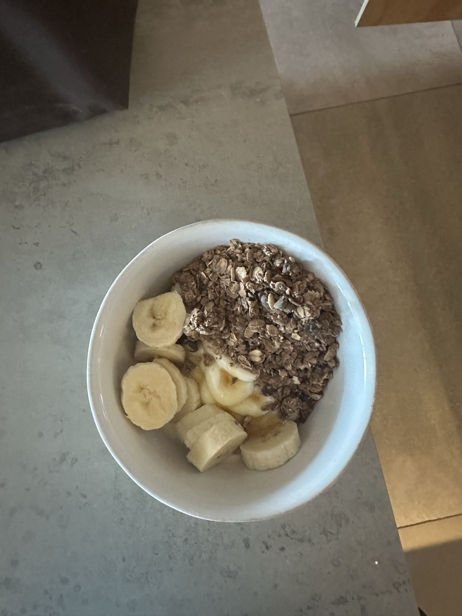 Plátano con granola