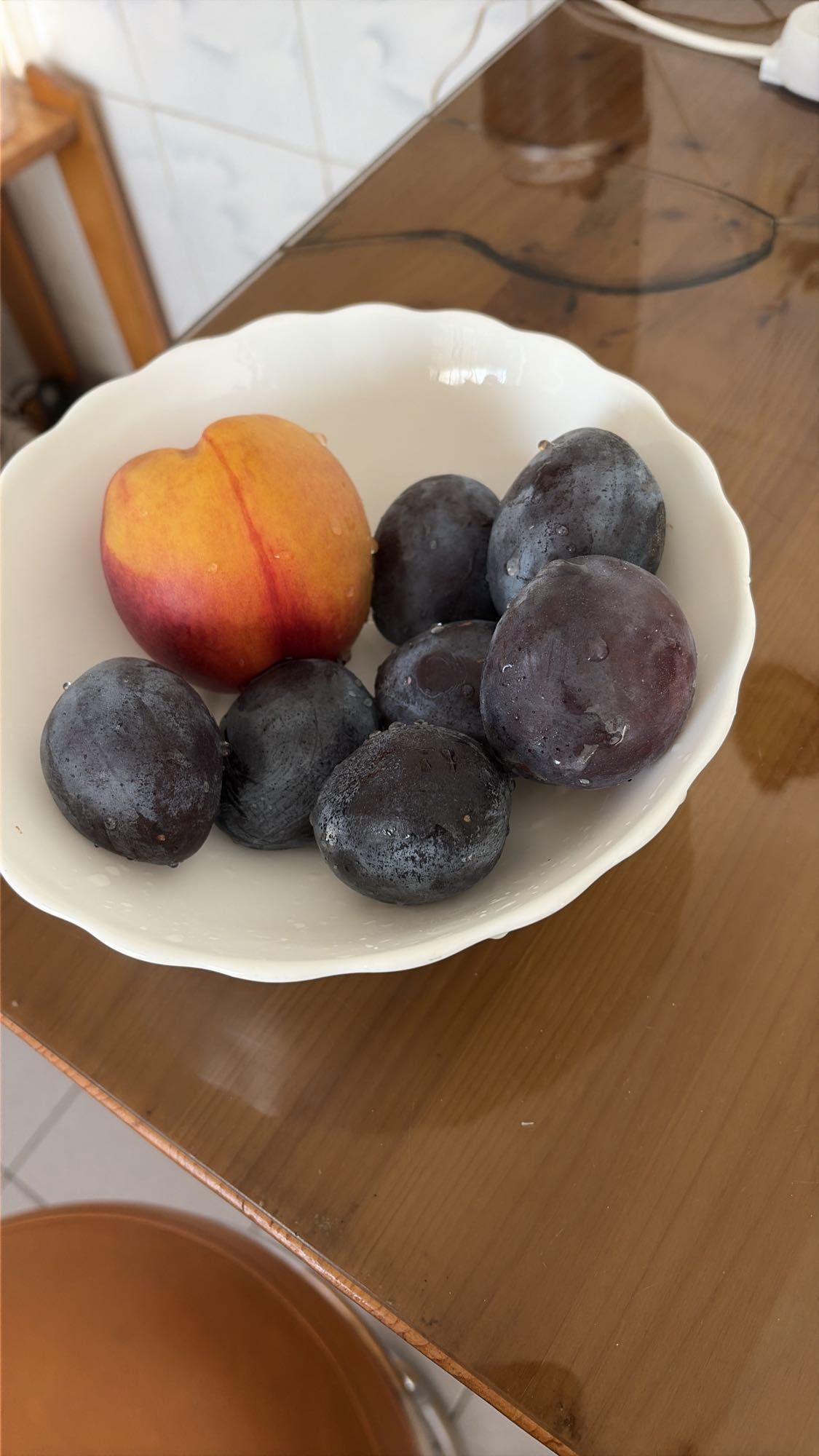 Fructe proaspete în bol