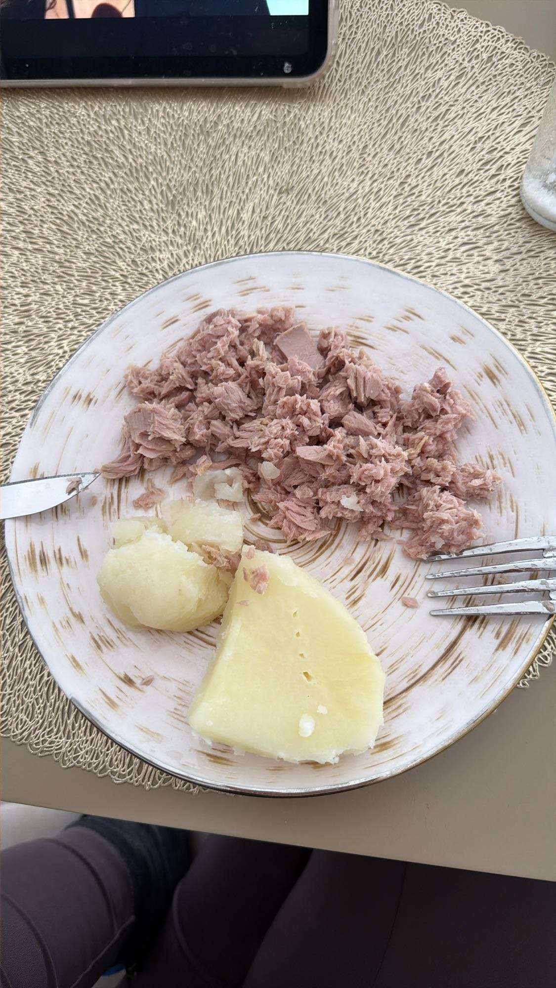 тунец с картошкой