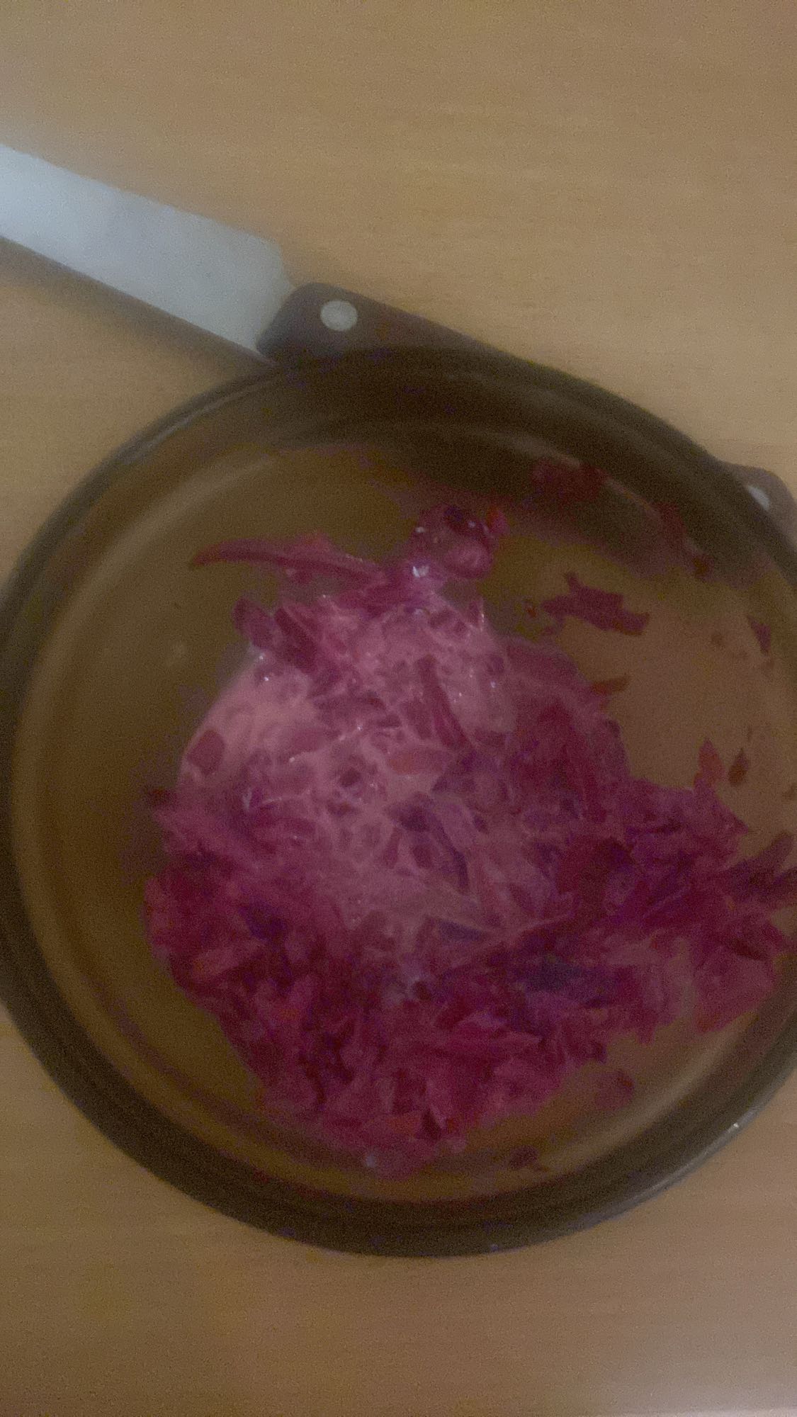 Surówka z czerwonej kapusty