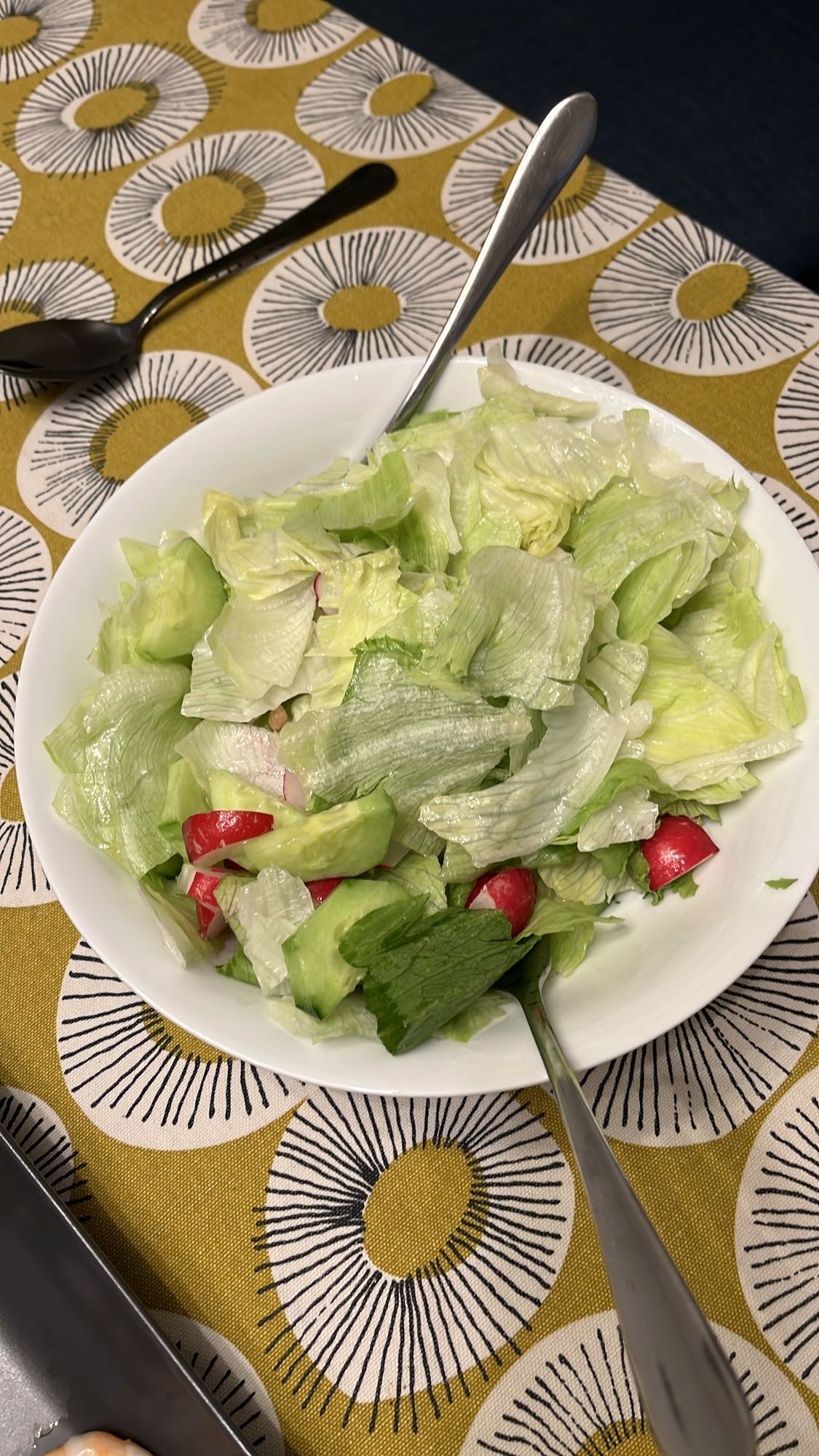 Simple green salad