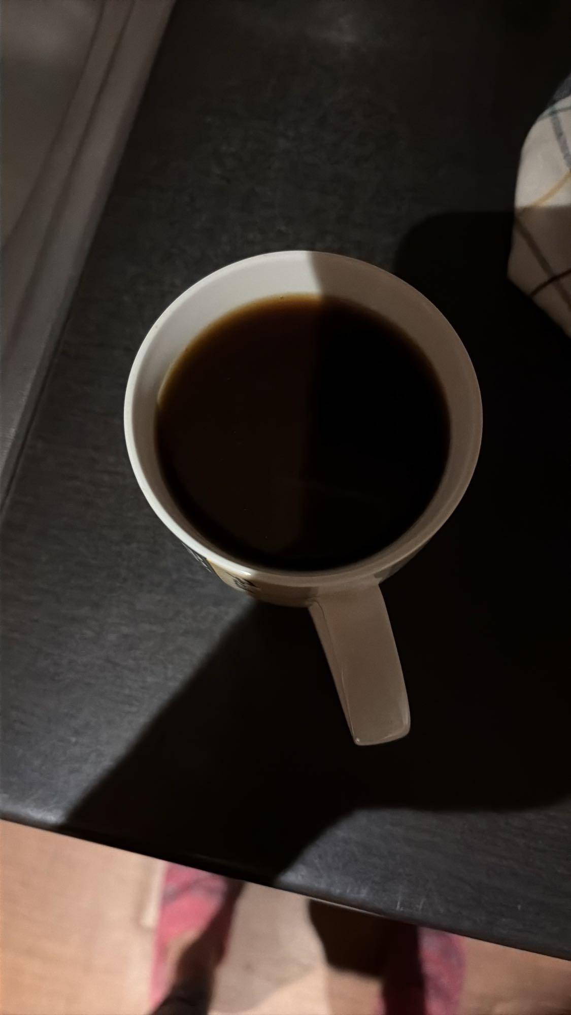 Cafea simplă cu puțină scorțișoară