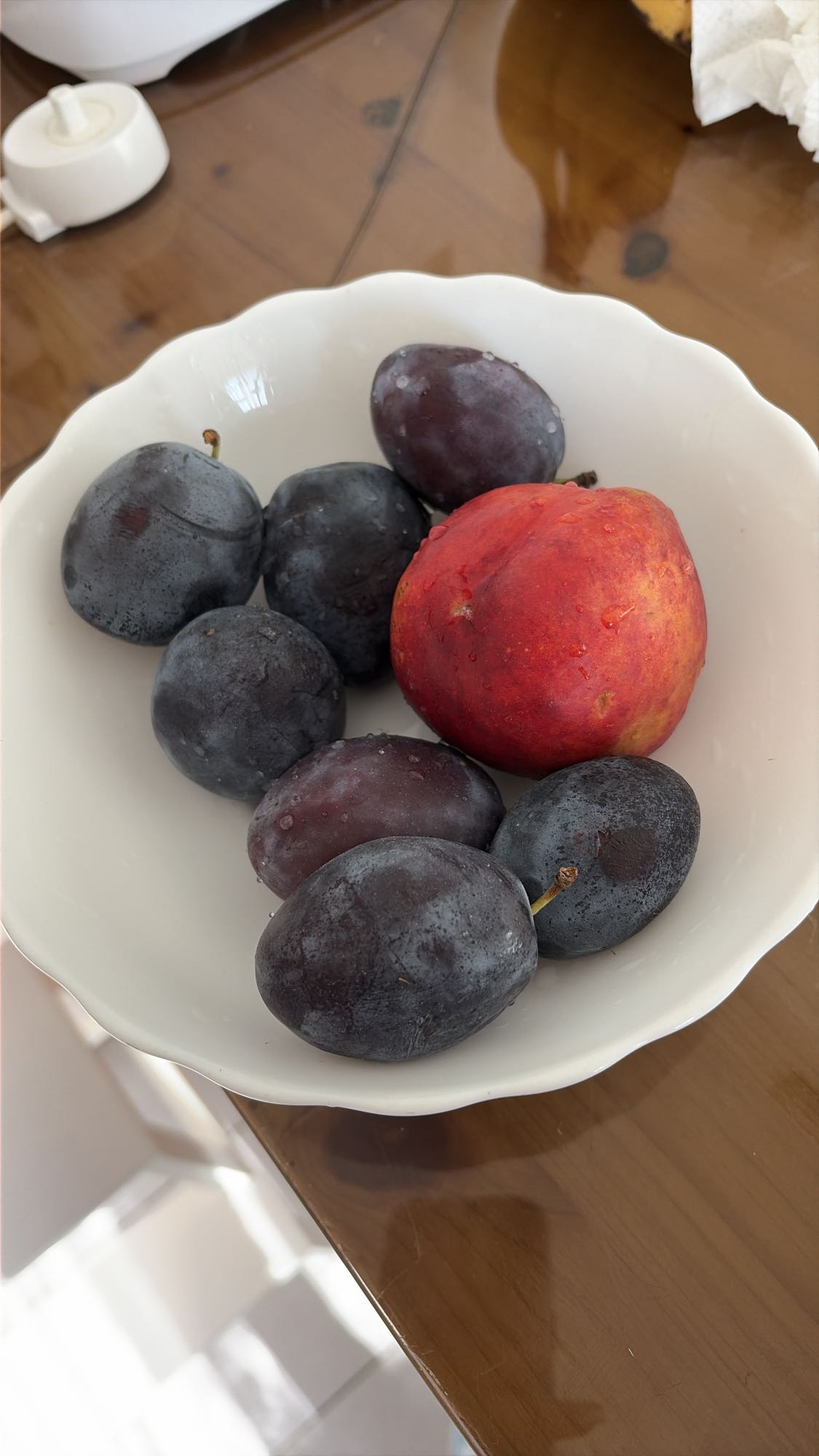 Fructe proaspete în bol