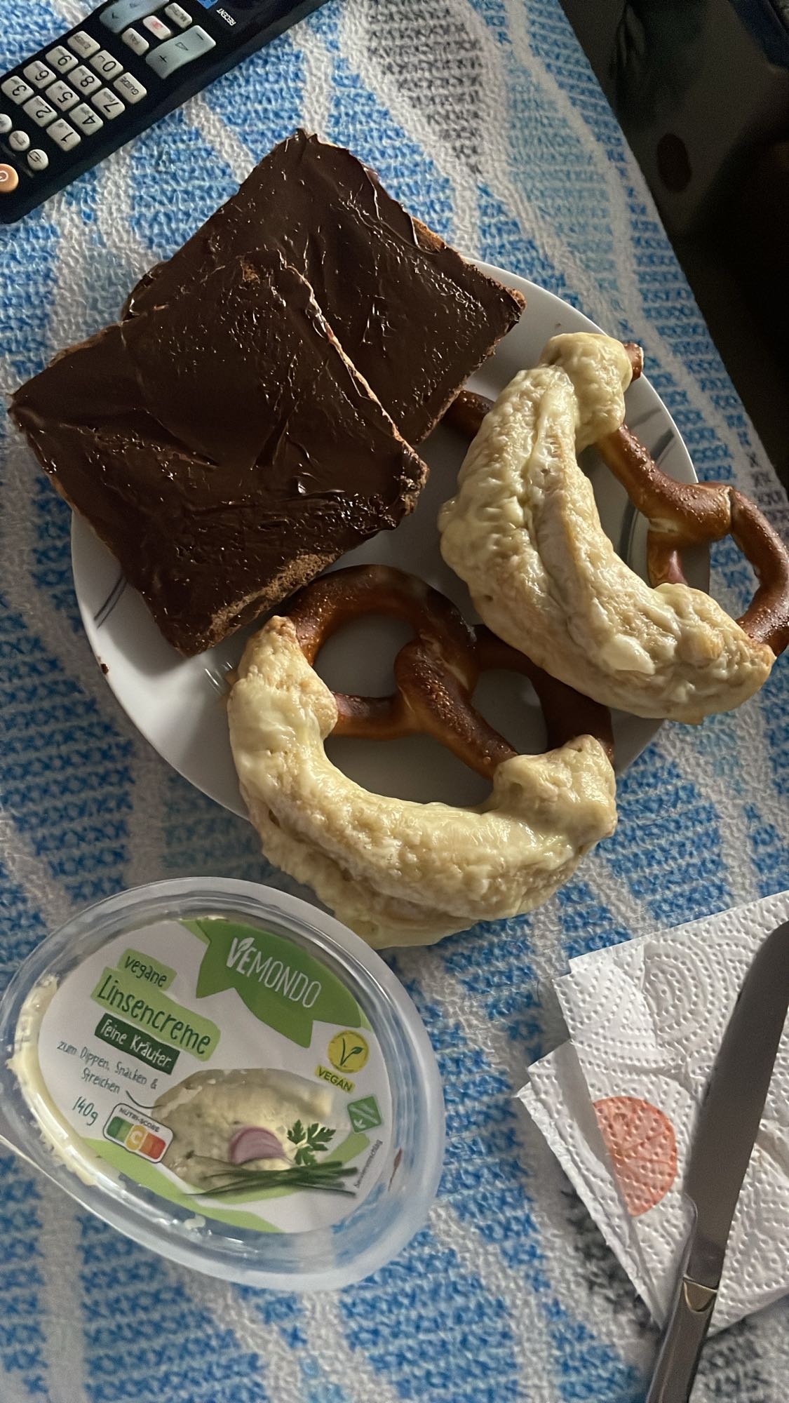 Schoko-Toast & Käsebrezel