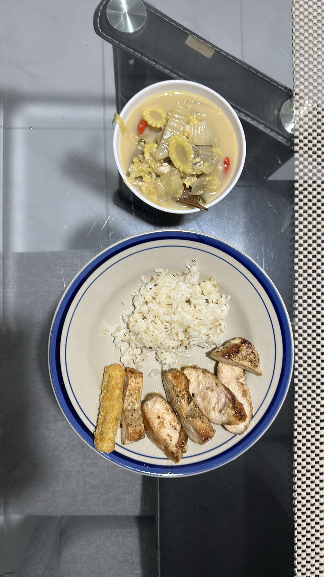 Chicken rice with soup