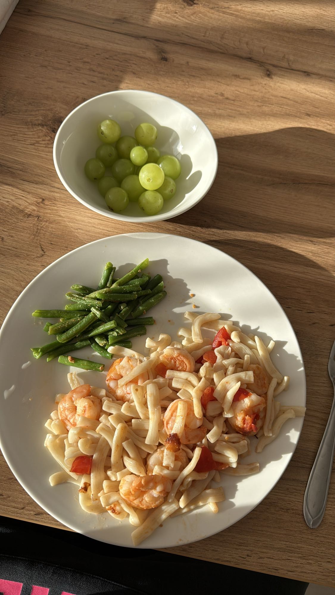 Paste cu creveți și legume