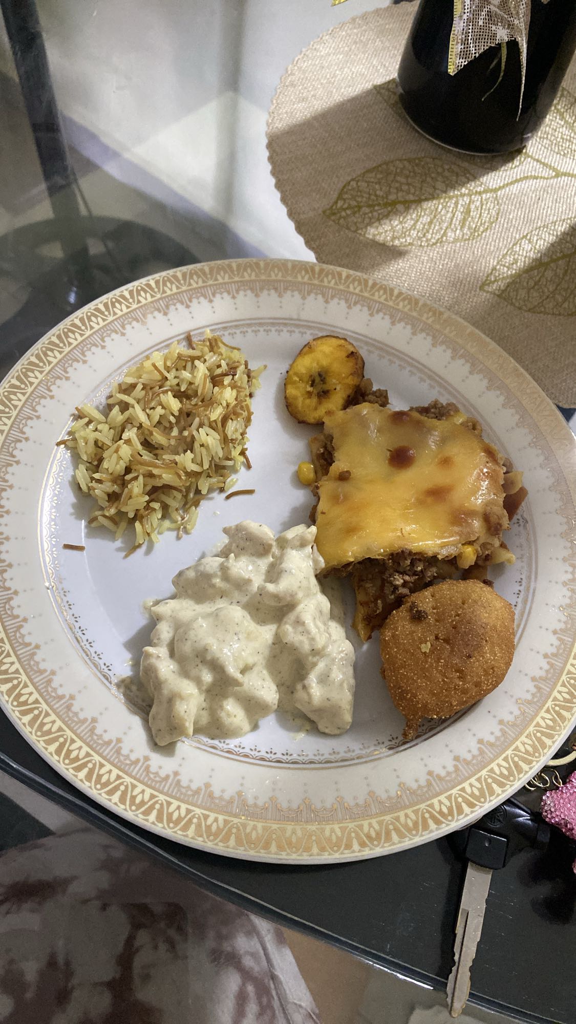 Plato mixto caribeño