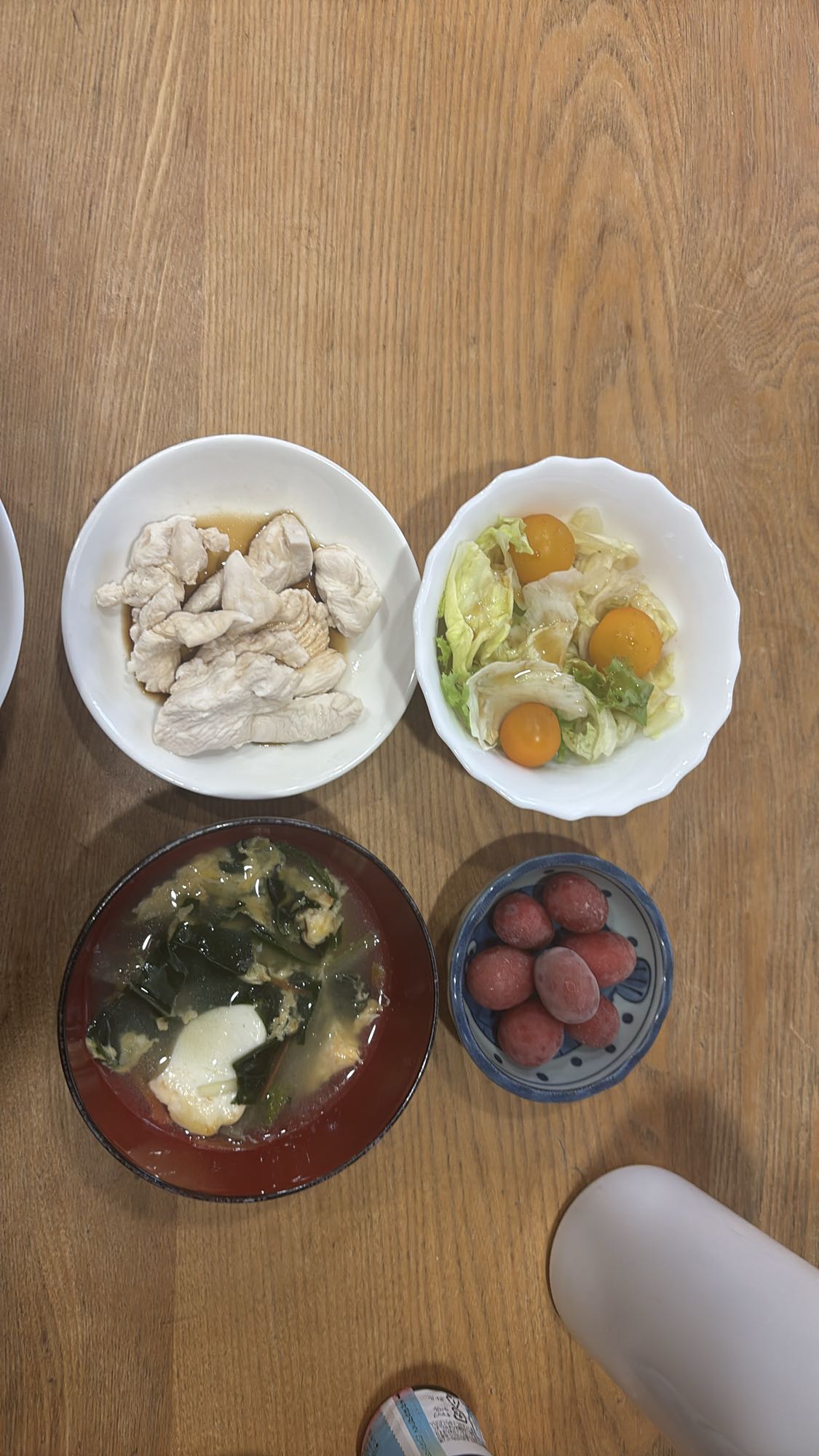 鶏肉とサラダの和定食