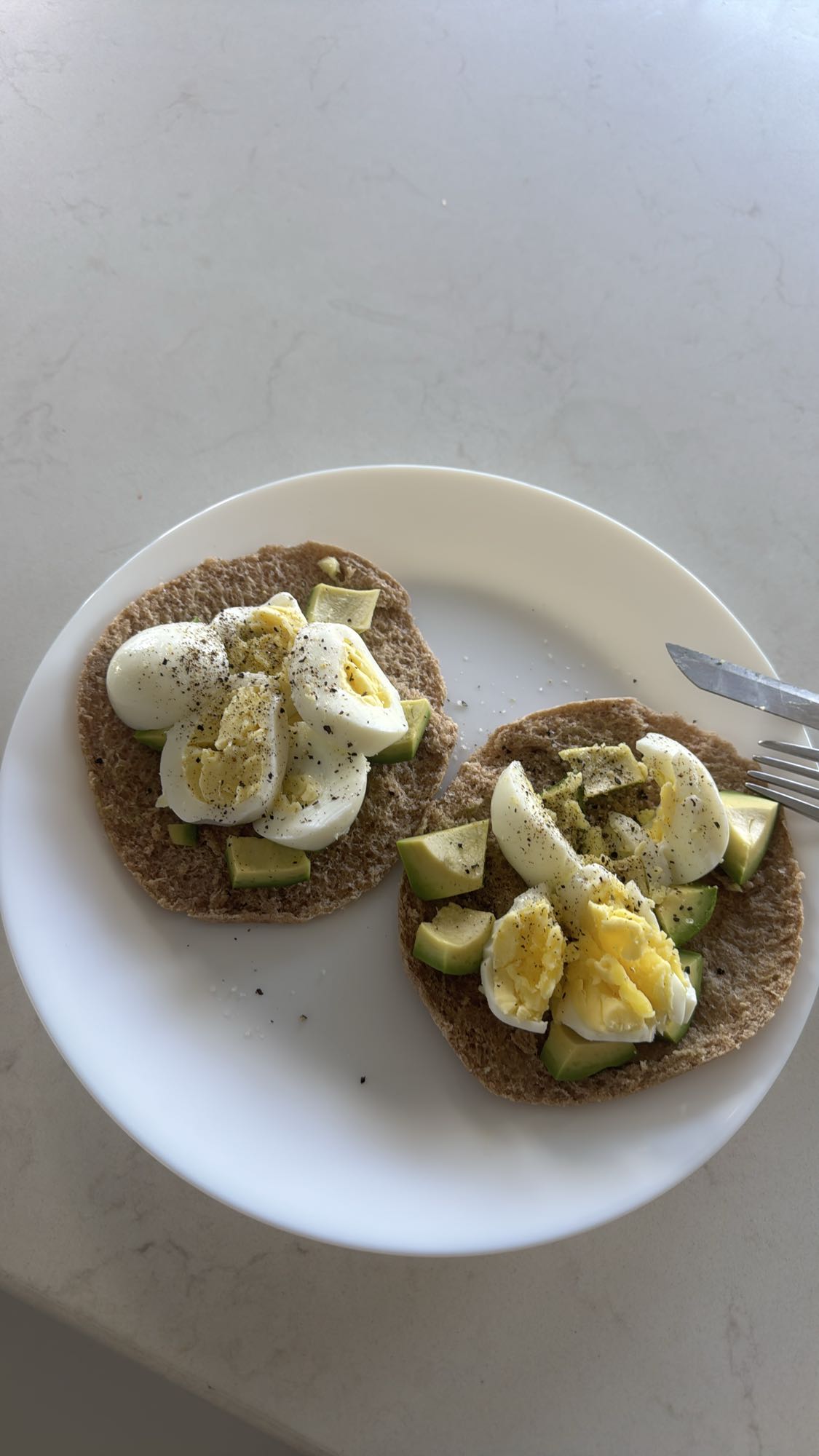 Egg Avocado Flatbread