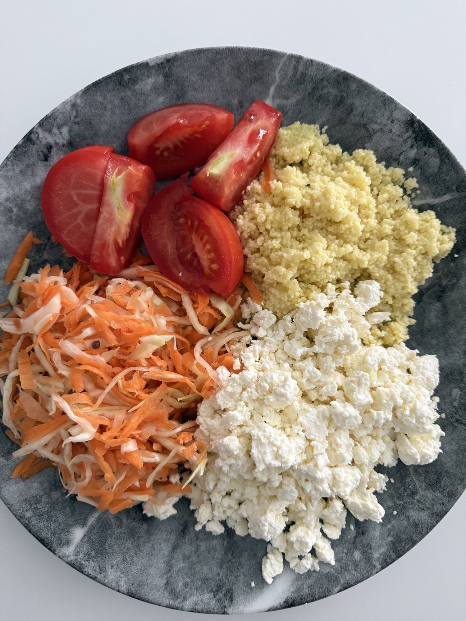 Salade couscous fromage