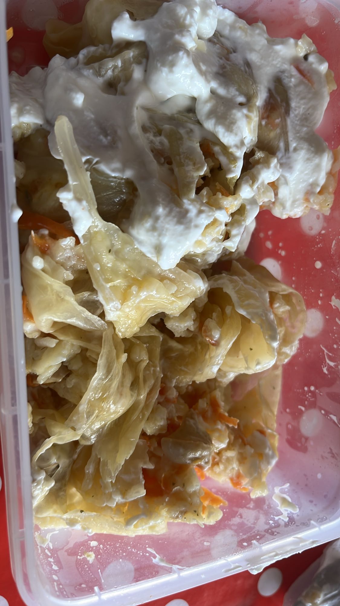 Salată de varză cu smântână