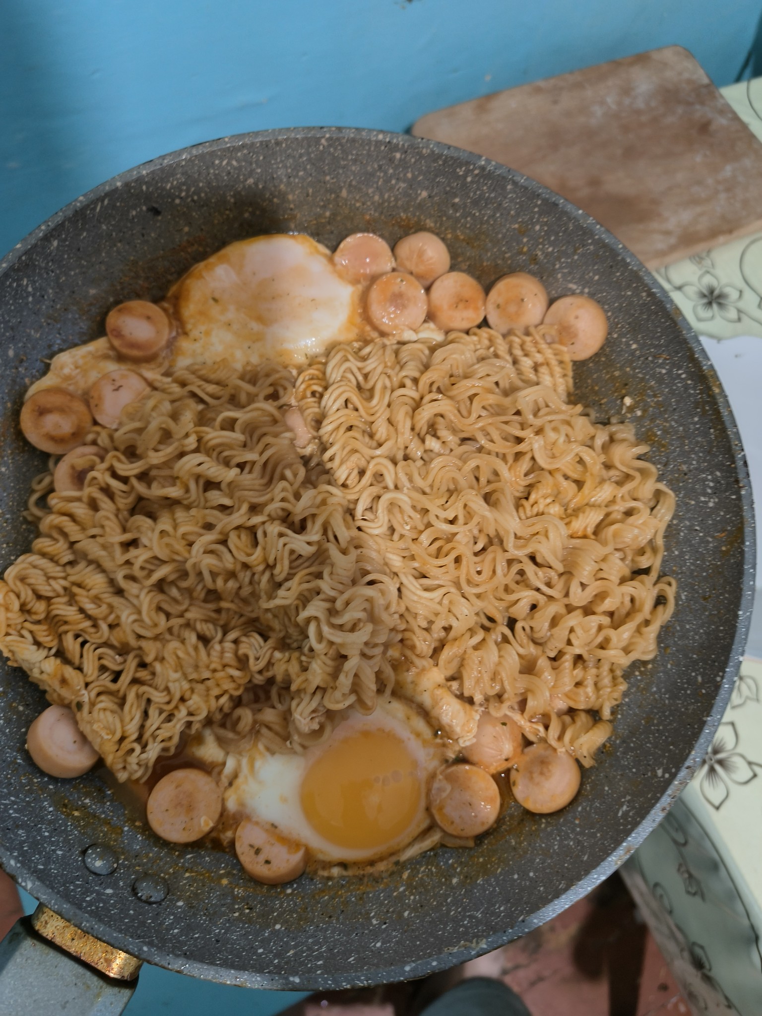 Egg Sausage Instant Noodles