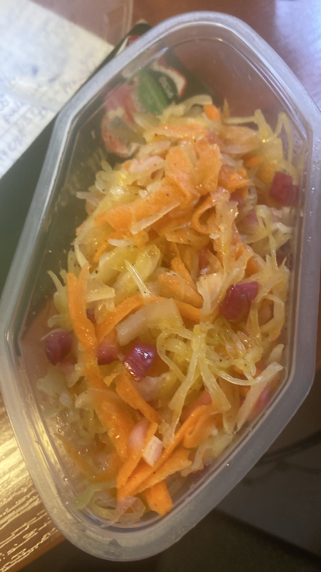 Surówka z marchewki i kapusty