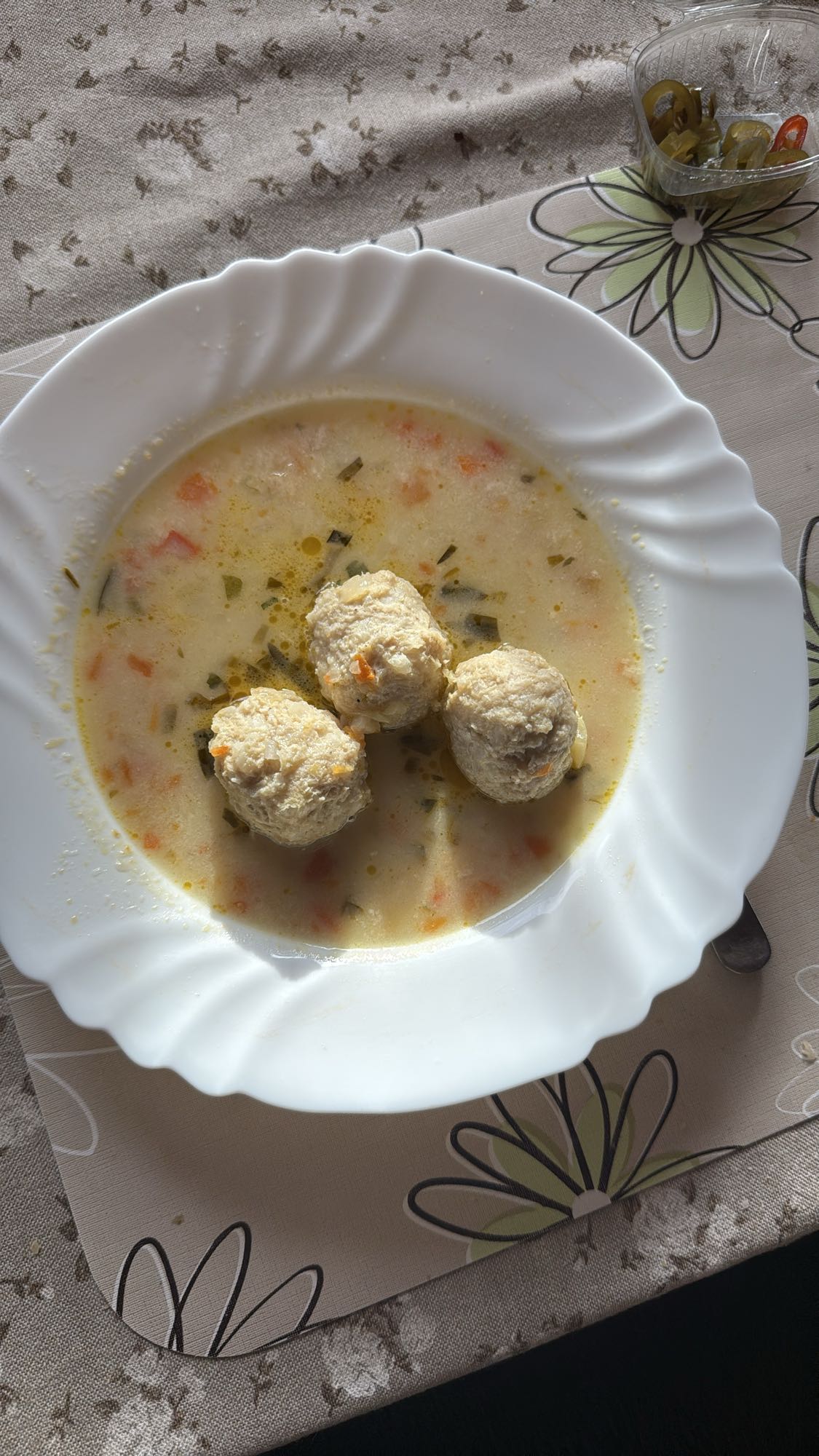 Ciorbă cu perișoare