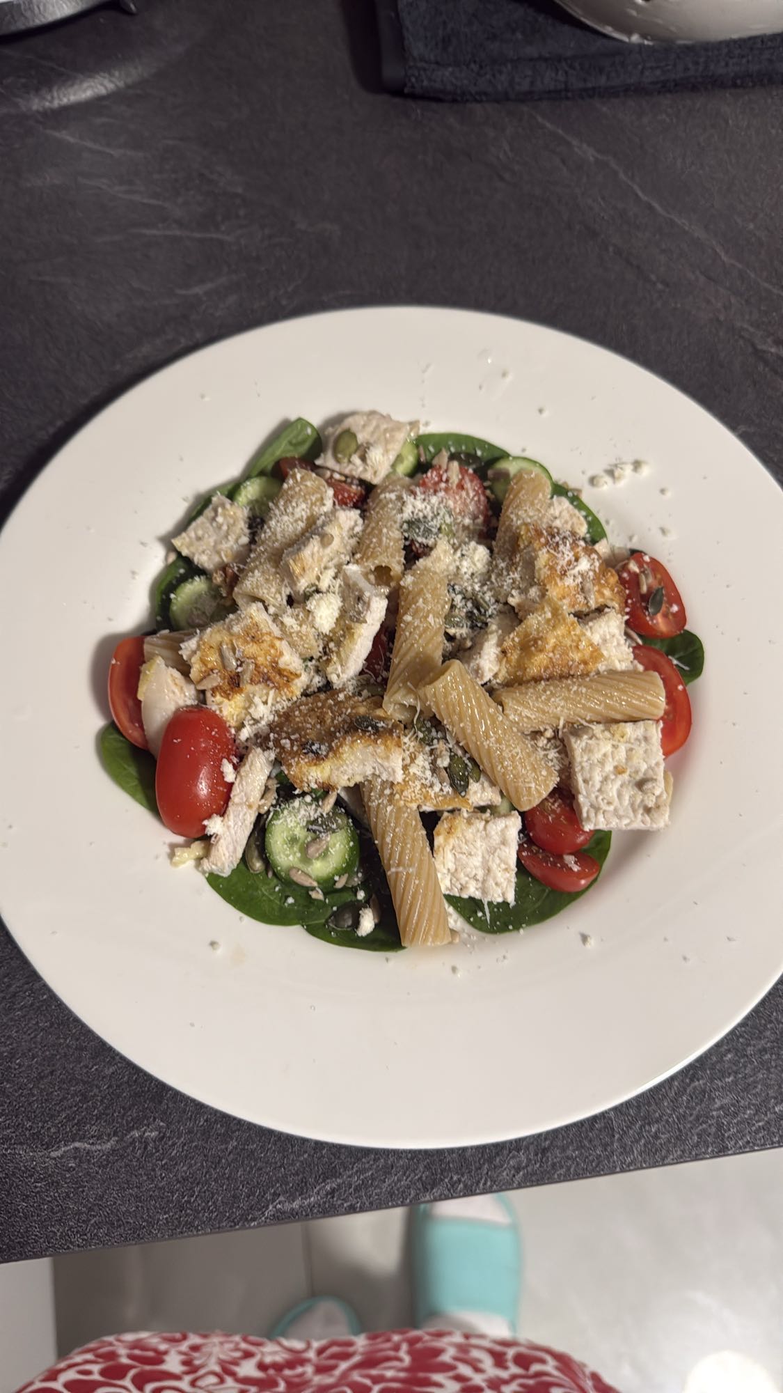 Salade poulet pâtes légumes