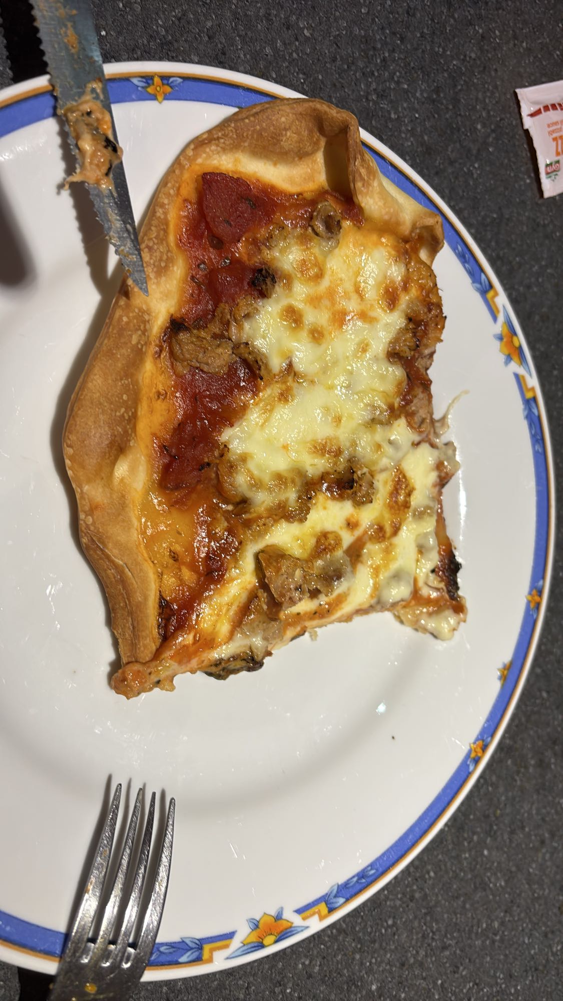 Part de pizza viande