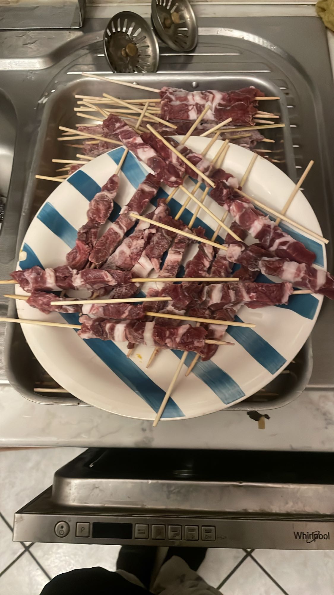 Spiedini di carne cruda