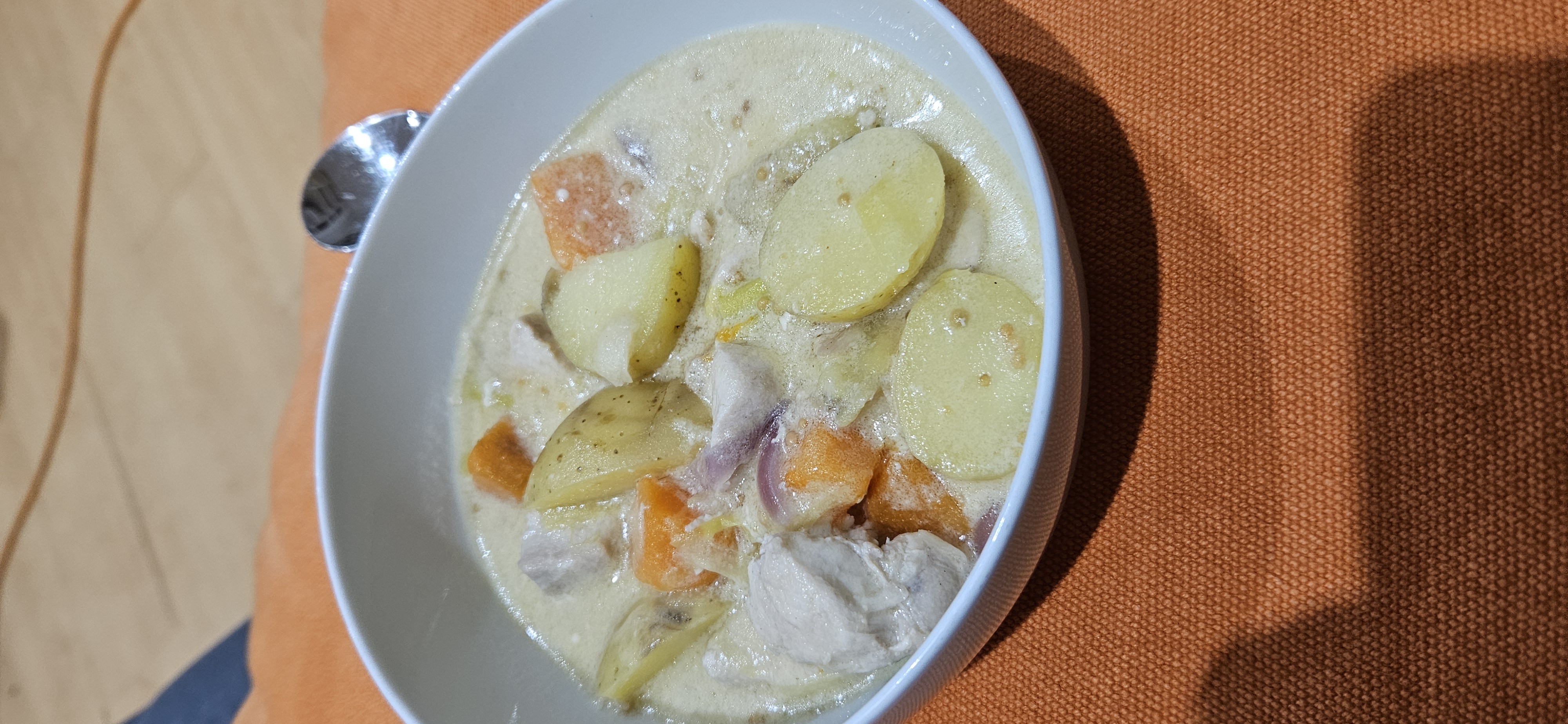 creamy chicken stew