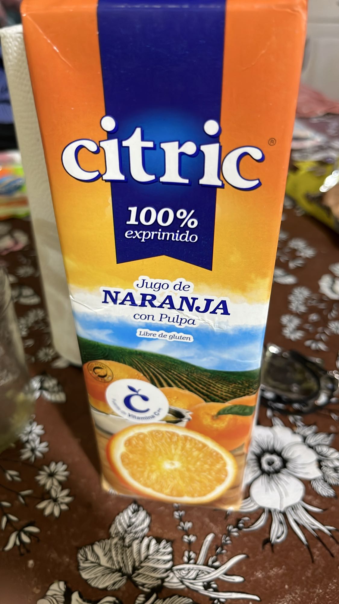 Jugo de naranja exprimido