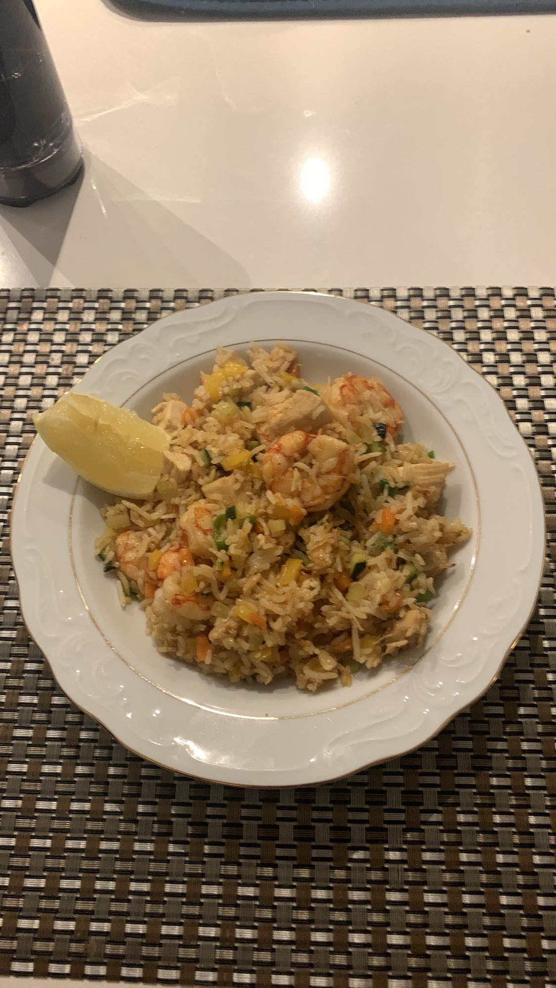 Riz sauté aux crevettes