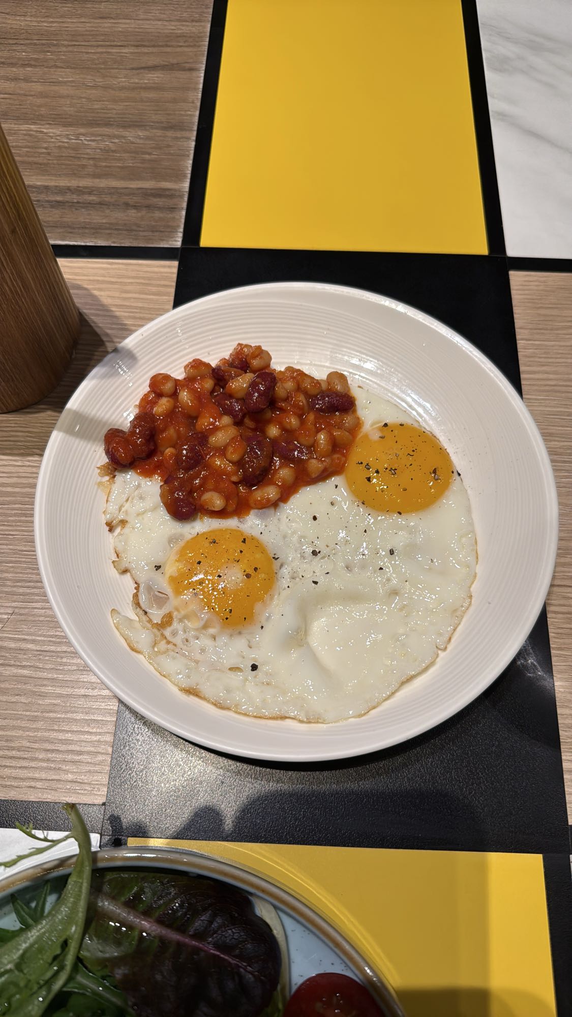 Eggs with baked beans