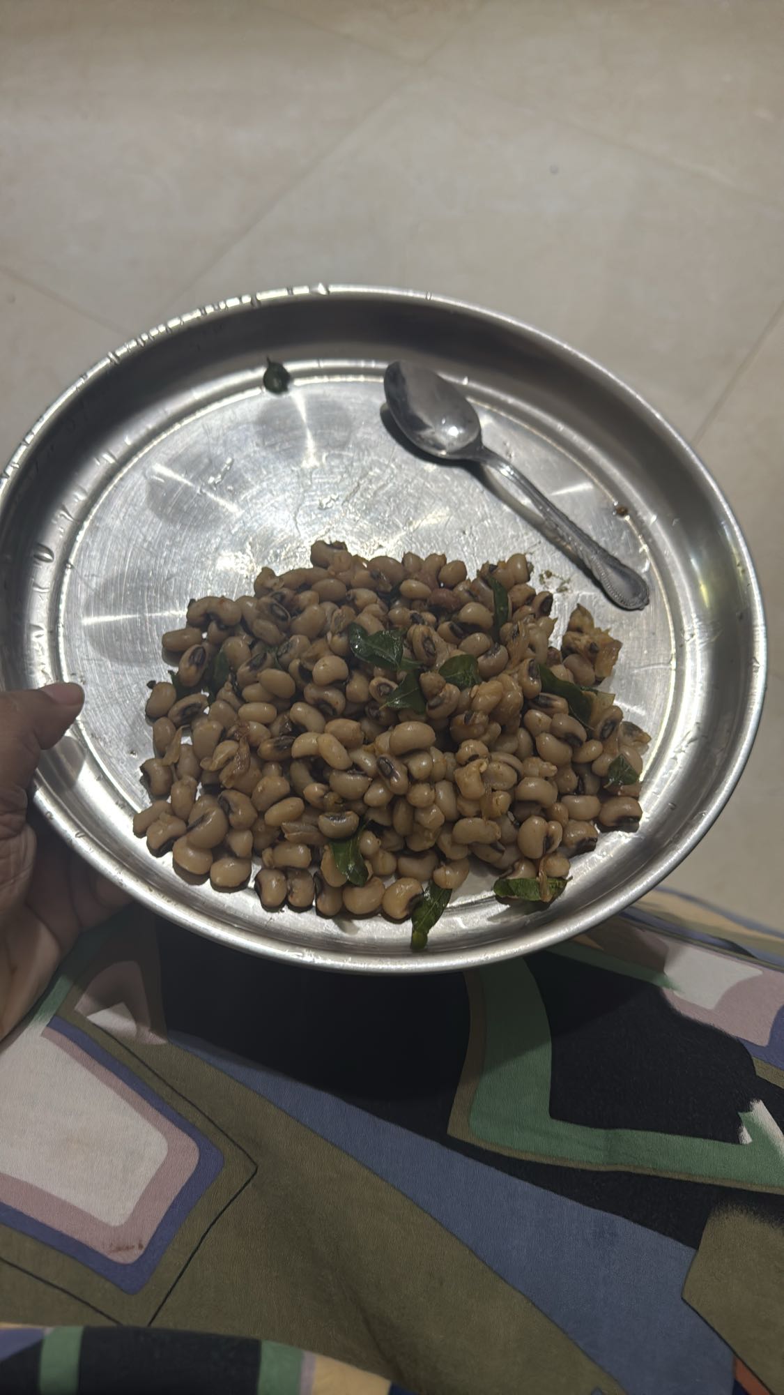 Black-eyed peas stir-fry