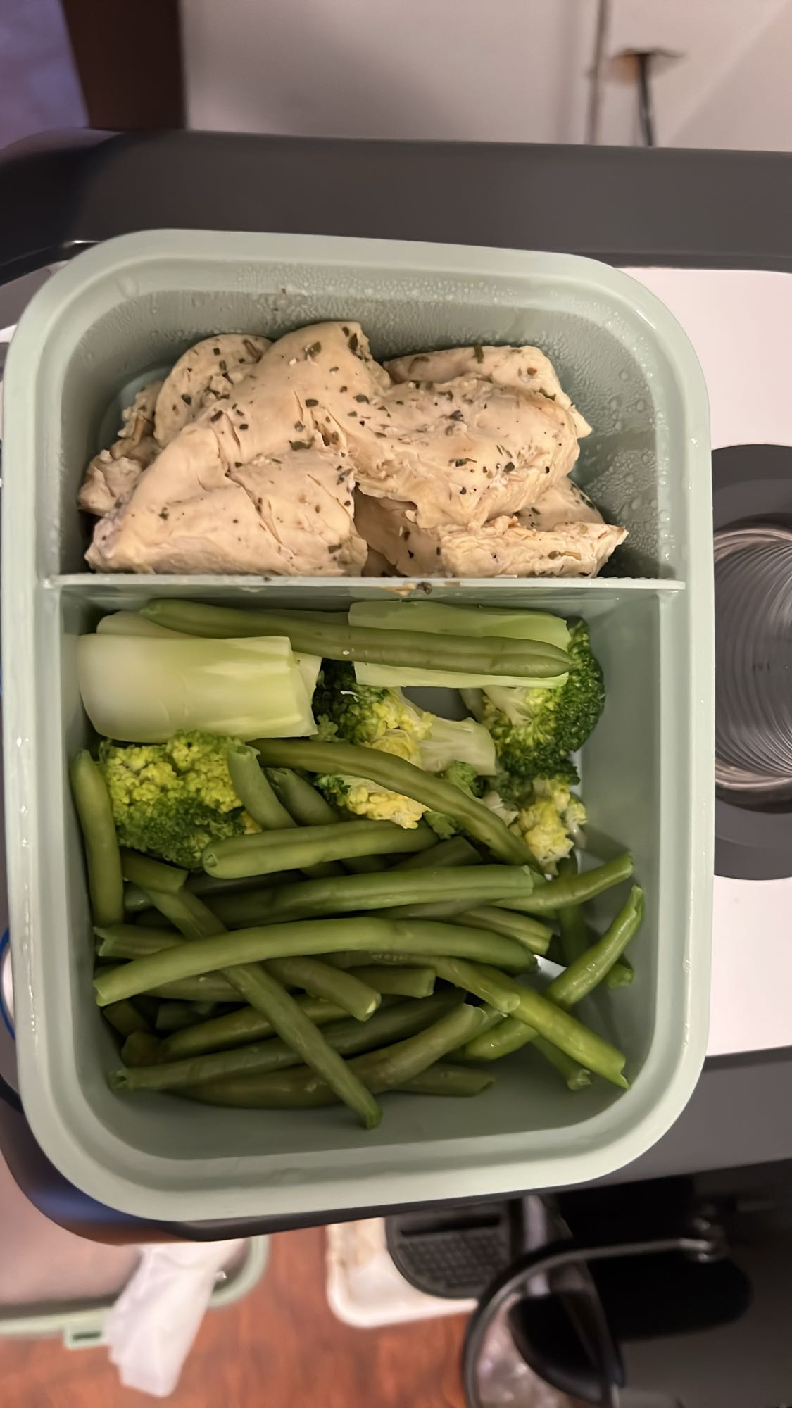 Chicken Veggie Box