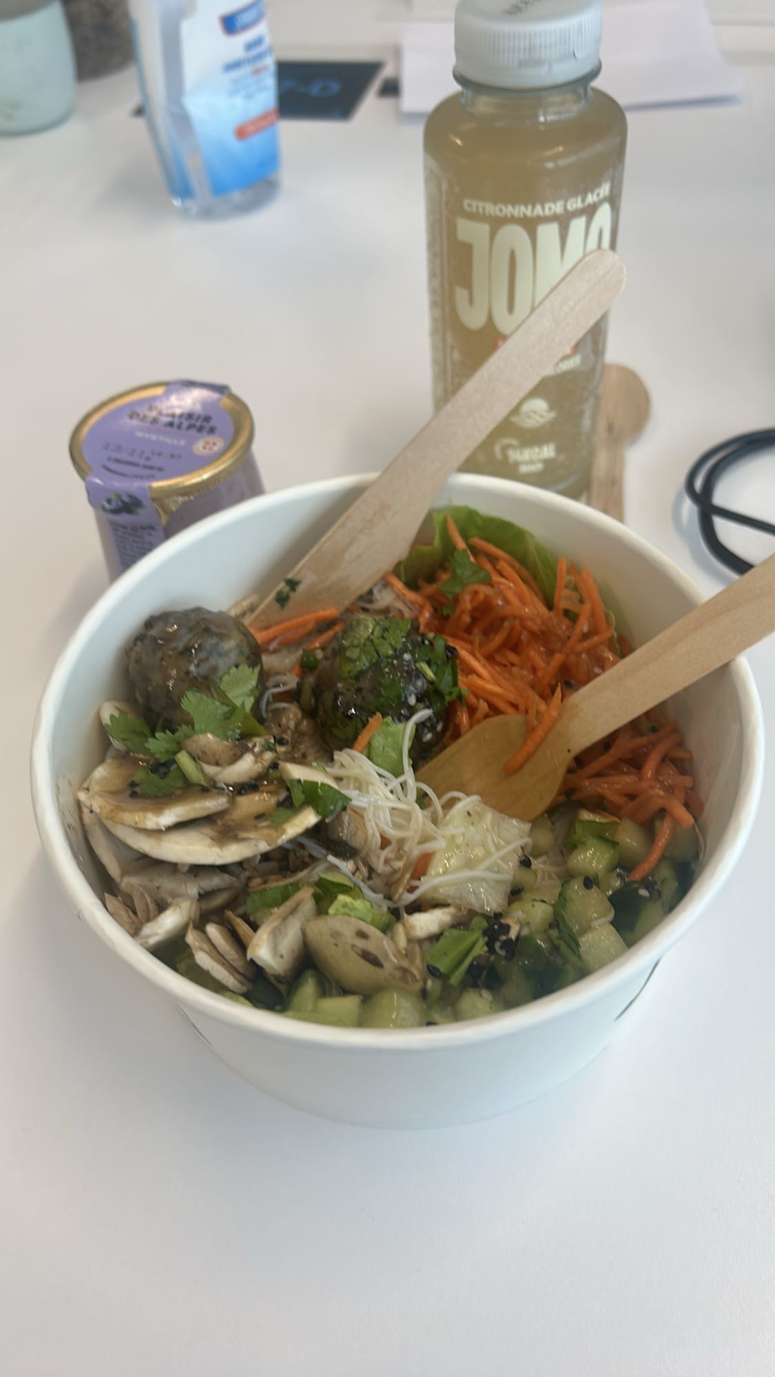 bol de nouilles végétarien