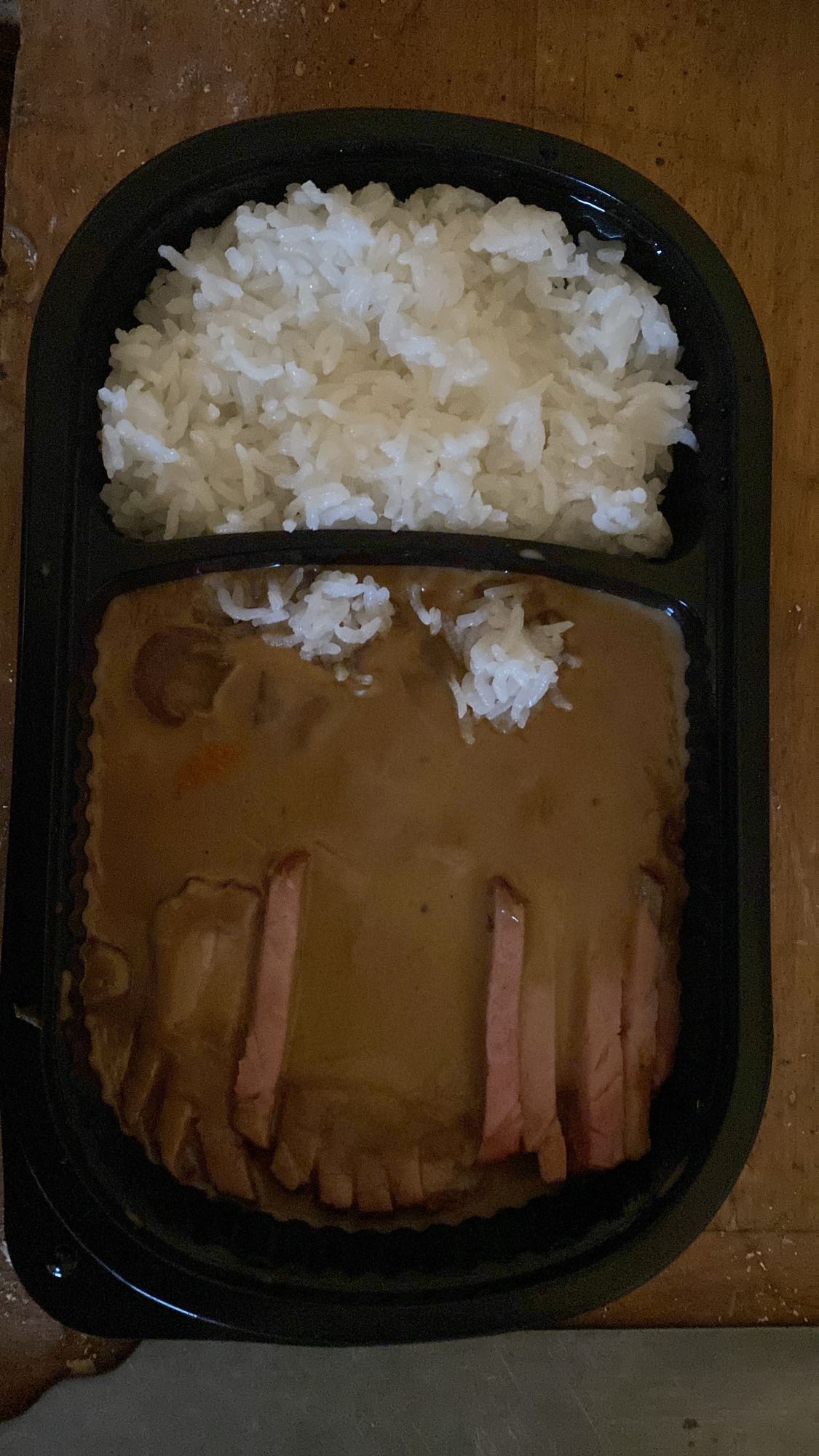 Ris med kött och sås