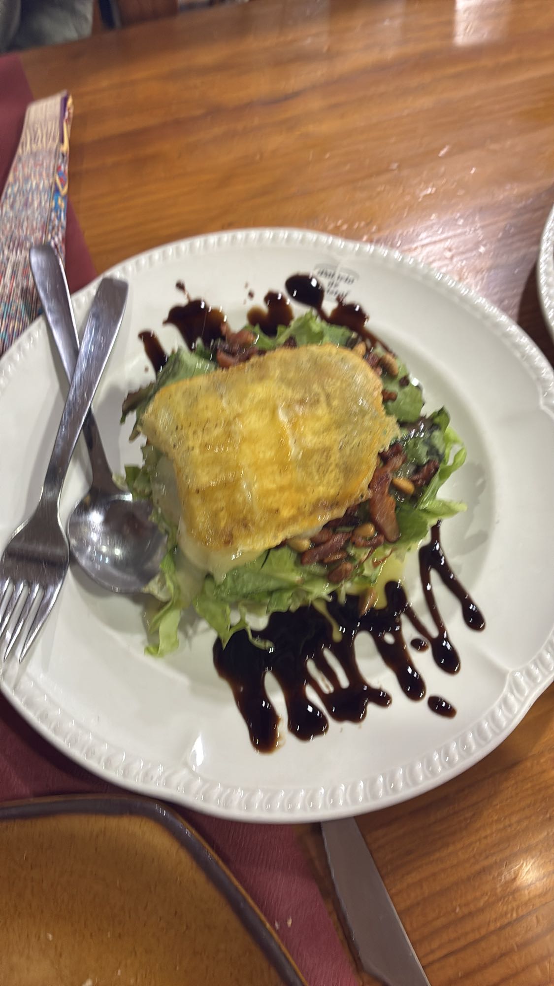 Ensalada con queso frito