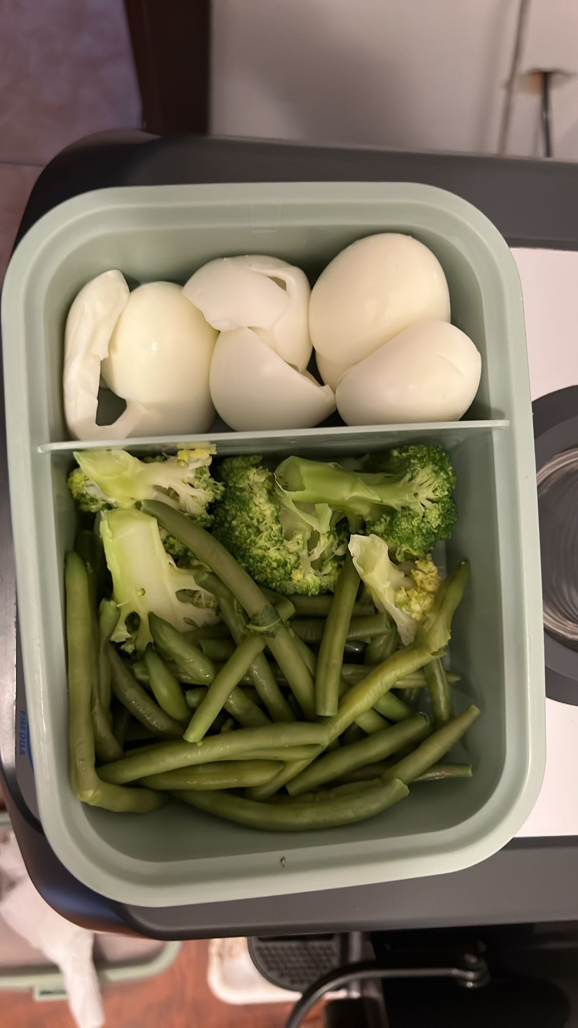 Boiled Eggs & Veggies